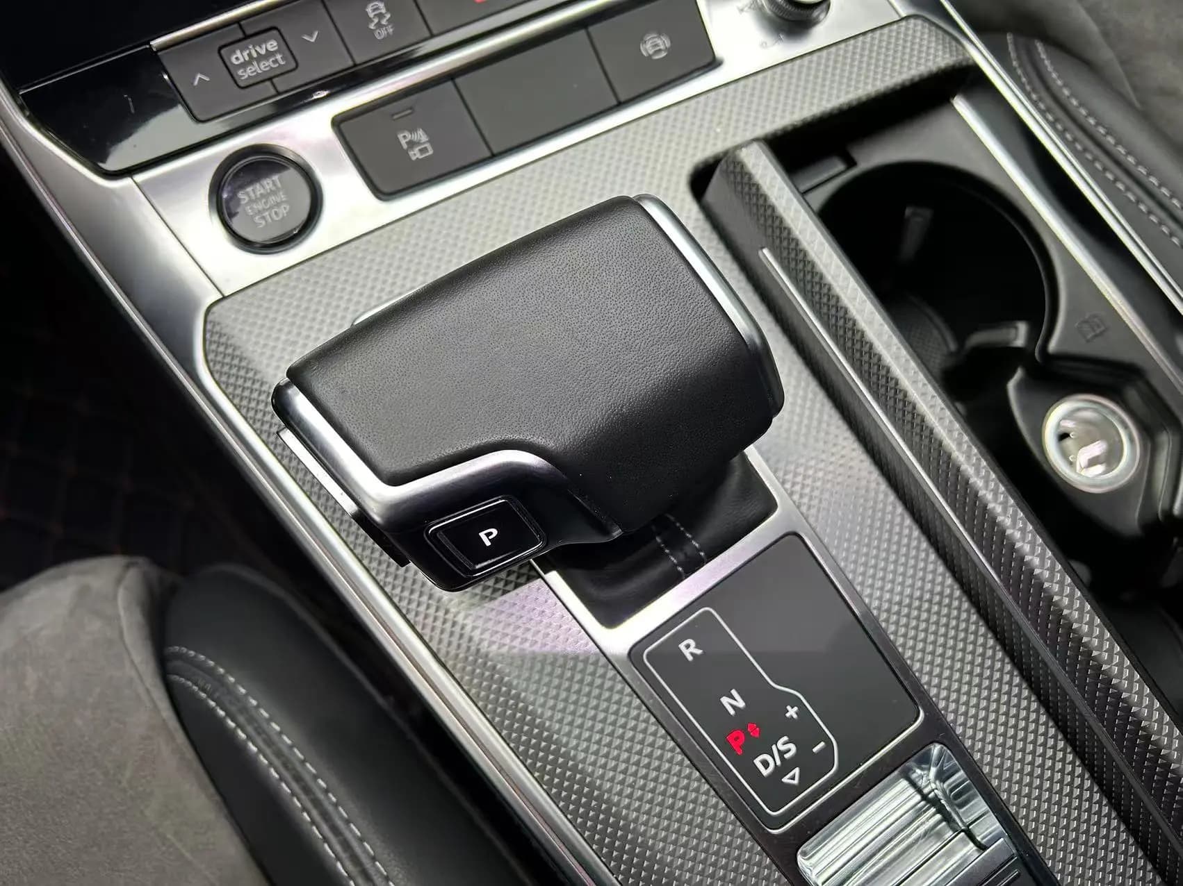 Audi A6L 2021 г. 79494 км. — фото 17