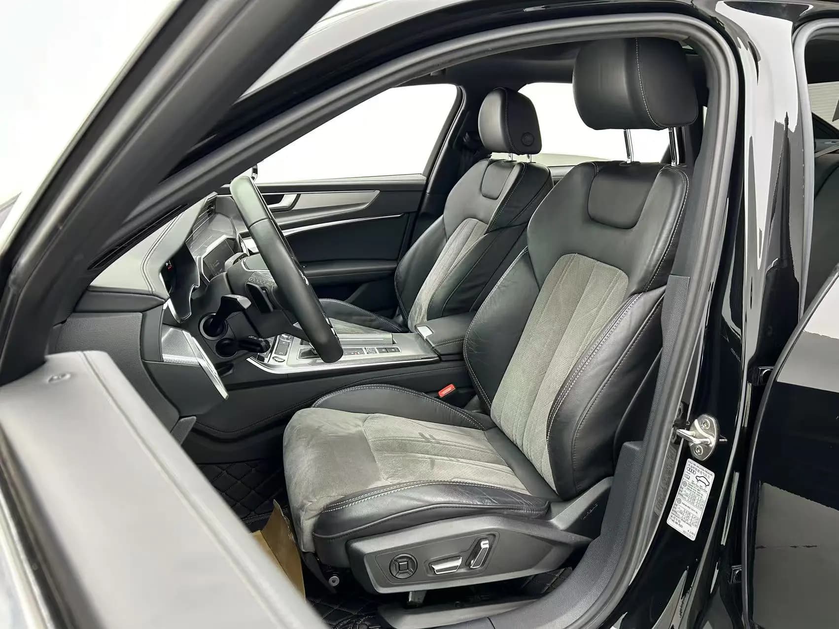 Audi A6L 2021 г. 79494 км. — фото 20