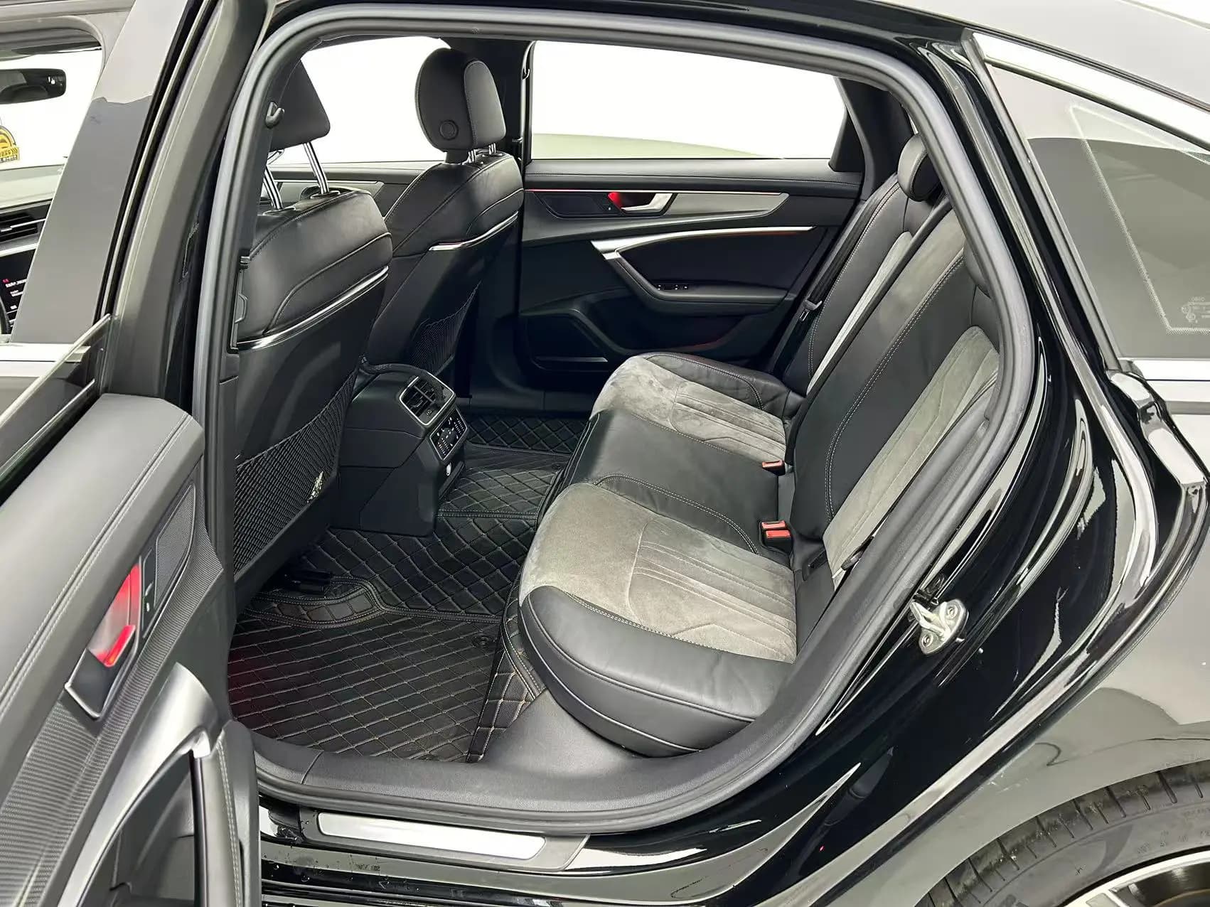 Audi A6L 2021 г. 79494 км. — фото 22