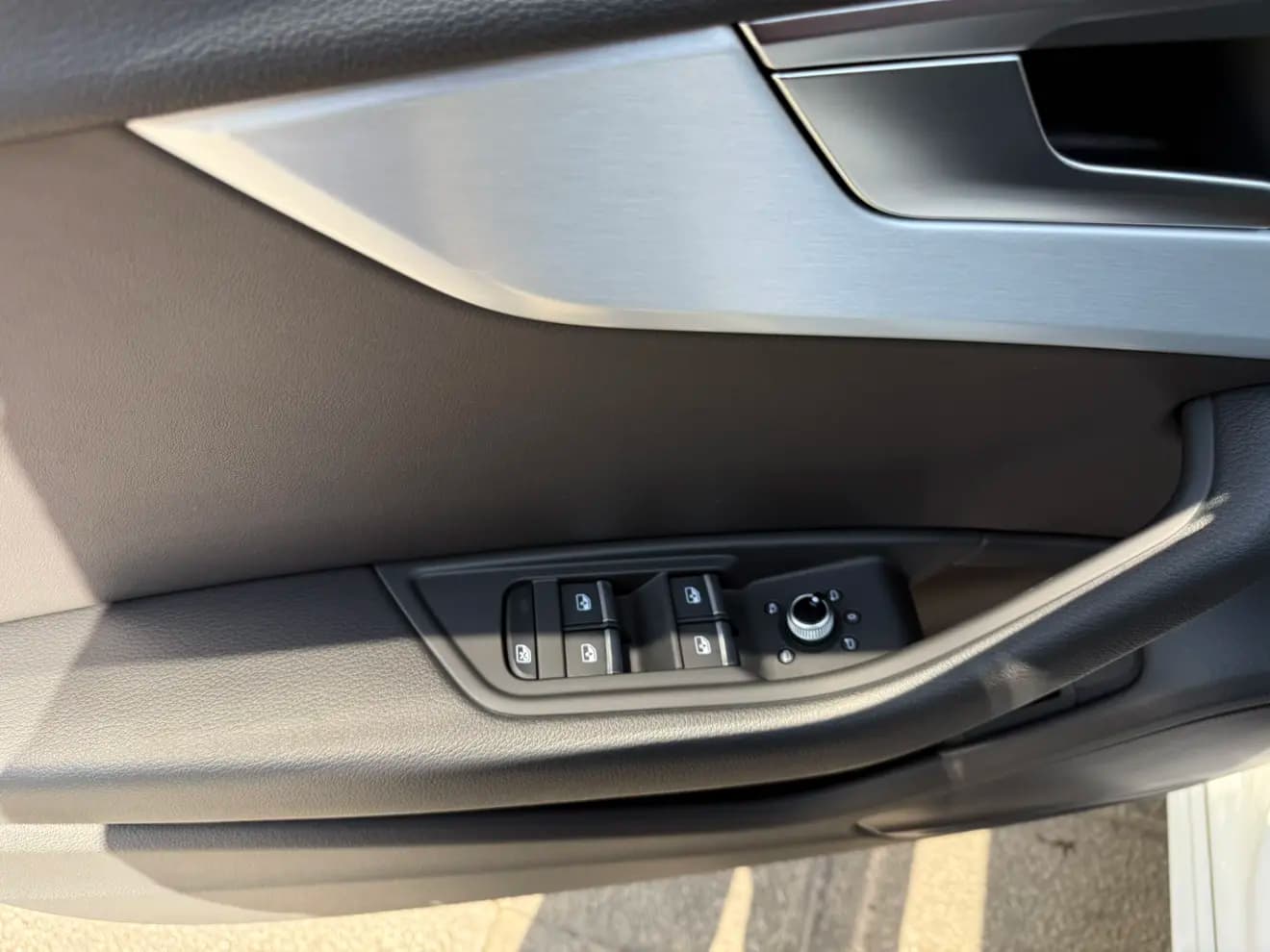 Audi A4L 2022 г. 52040 км. — фото 36