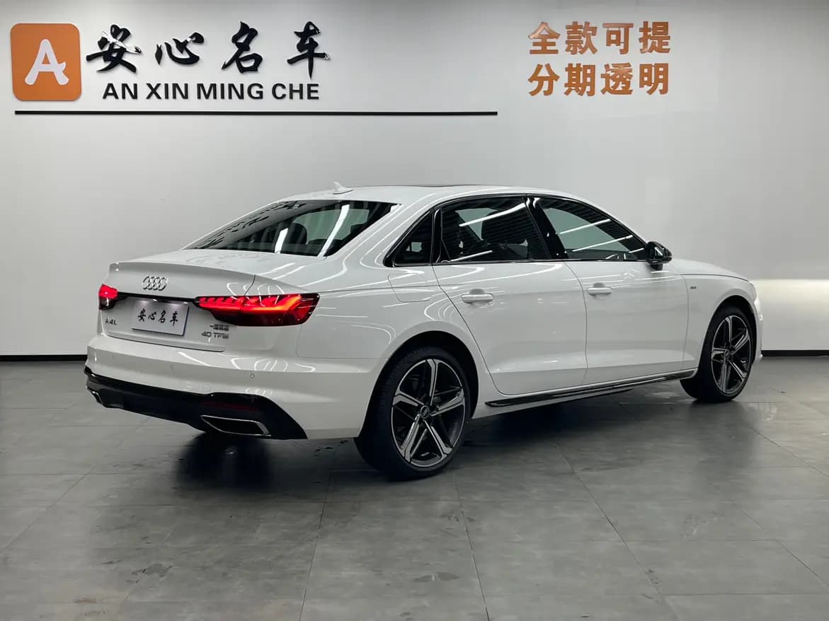 Audi A4L 2025 г. 2842 км. — фото 4