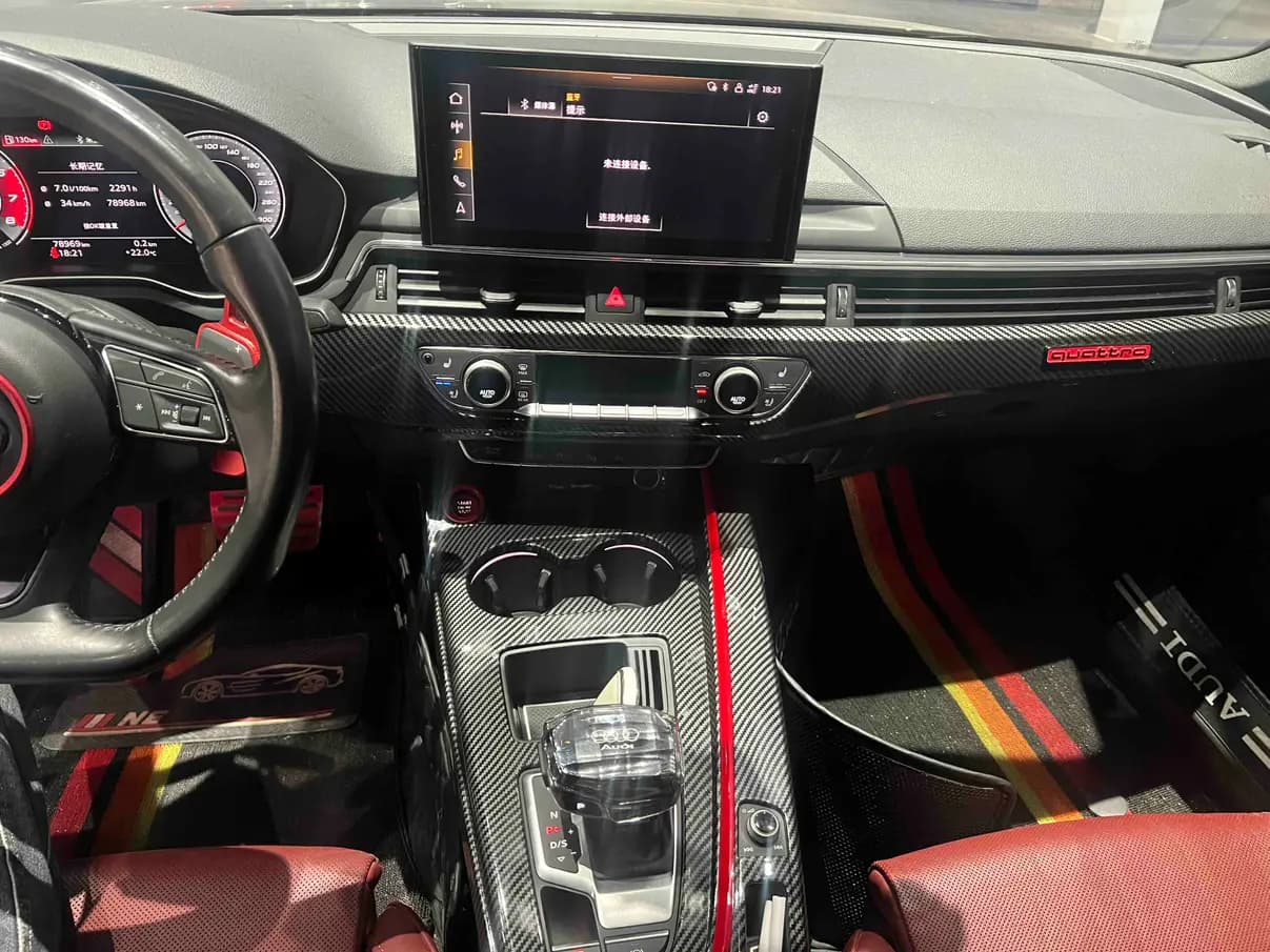 Audi A4L 2022 г. 78049 км. — фото 10