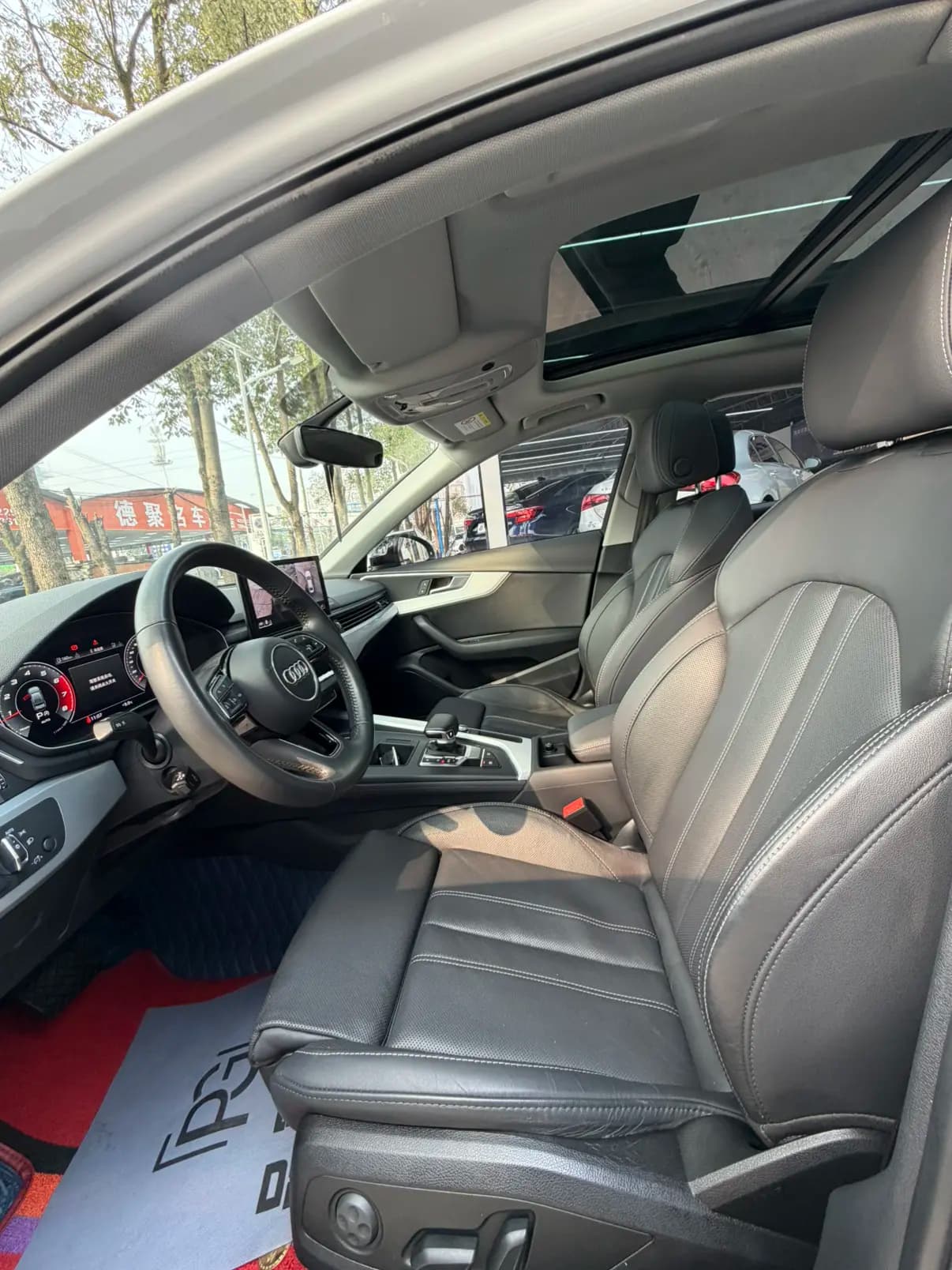 Audi A4L 2021 г. 73079 км. — фото 8