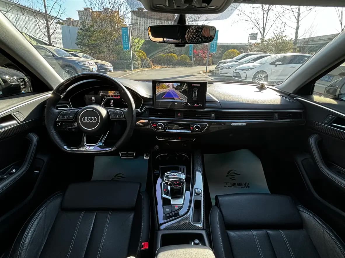 Audi A4L 2022 г. 25082 км. — фото 6
