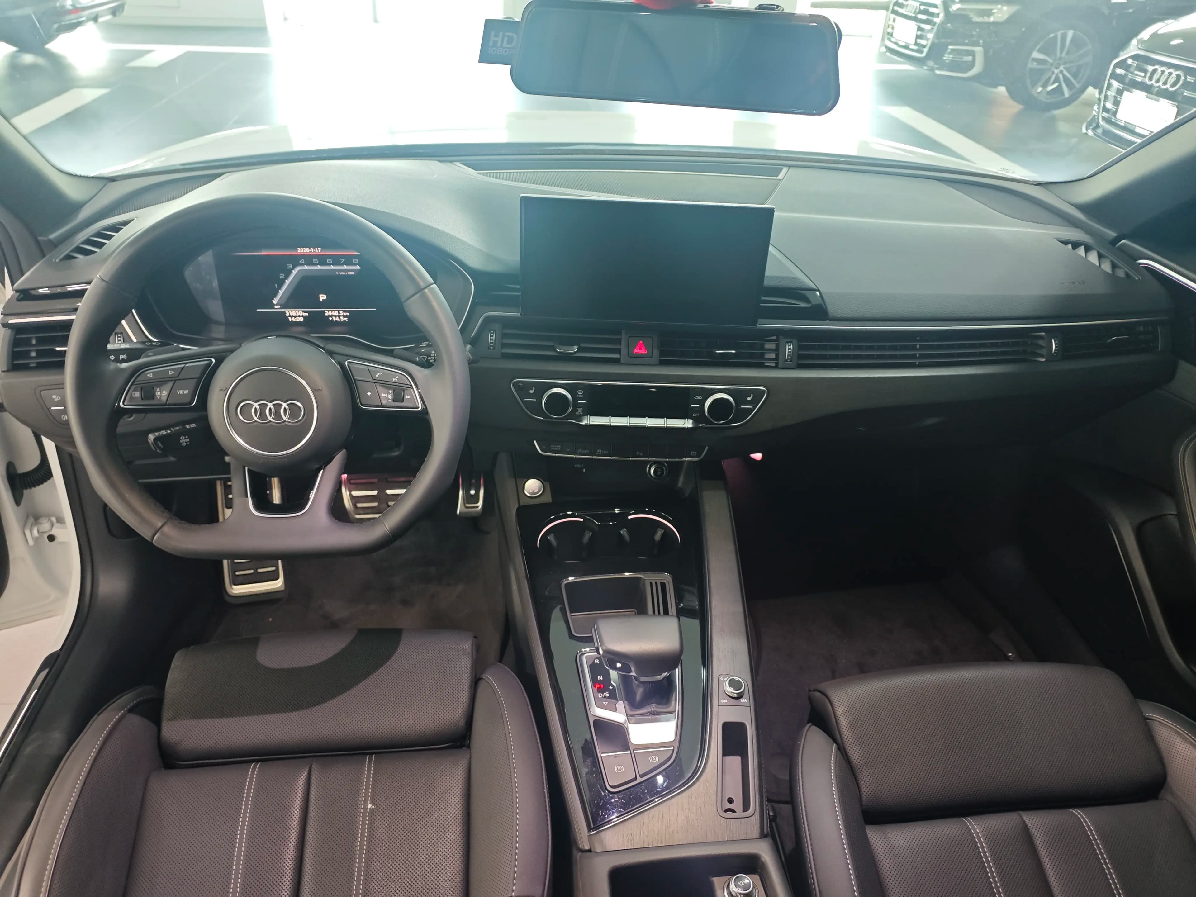 Audi A4L 2023 г. 31884 км. — фото 10