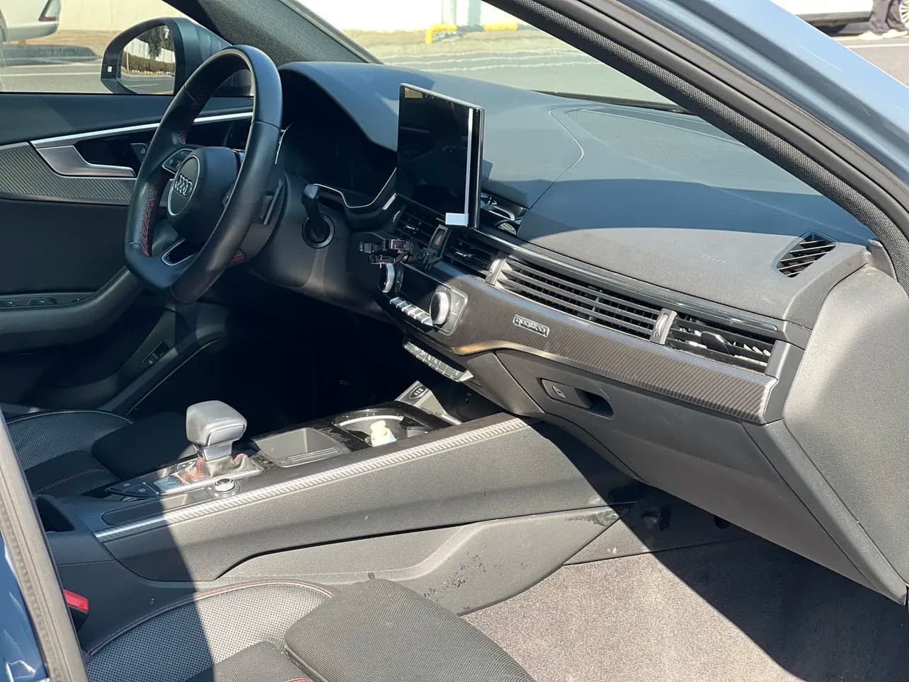 Audi A4L 2022 г. 70085 км. — фото 6