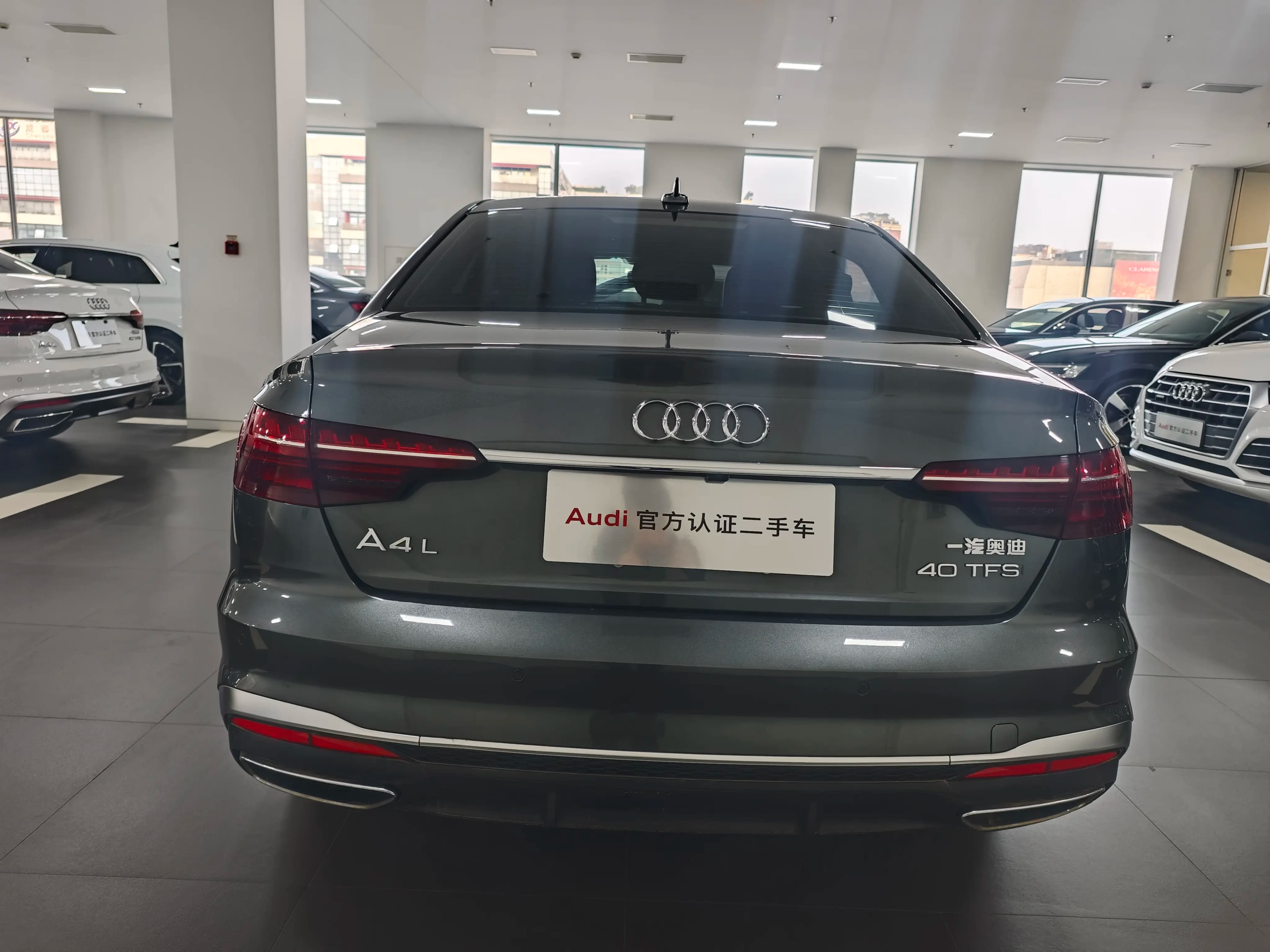 Audi A4L 2022 г. 62133 км. — фото 6