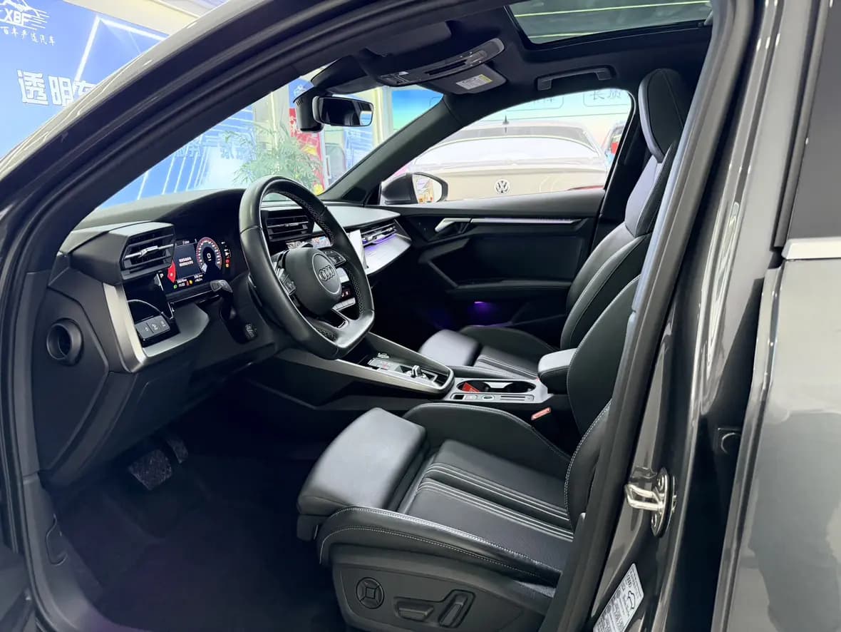 Audi A3 2023 г. 33056 км. — фото 10