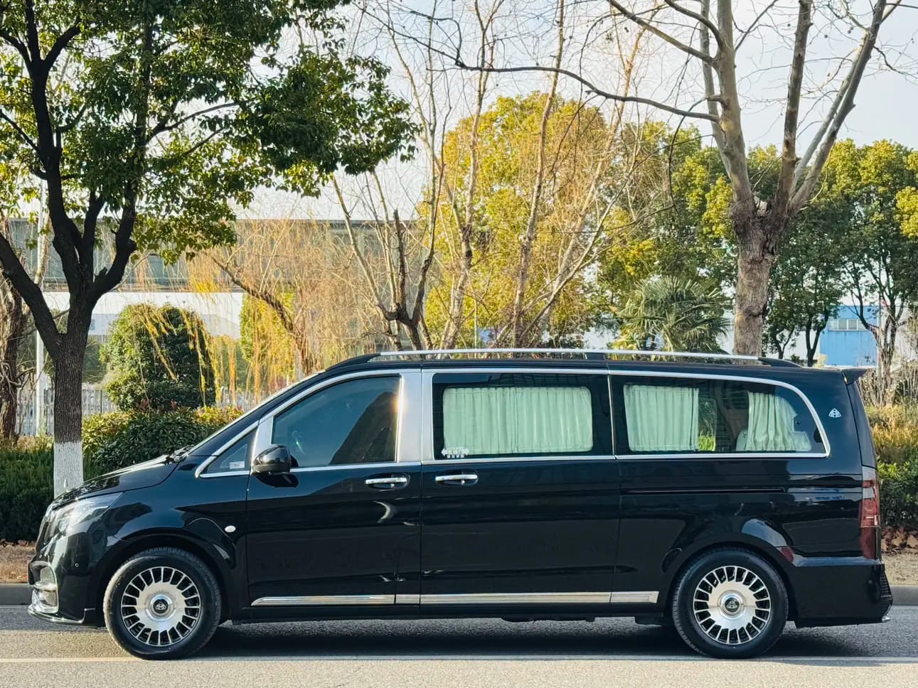 Mercedes-Benz Vito 2021 г. 23000 км. — фото 3