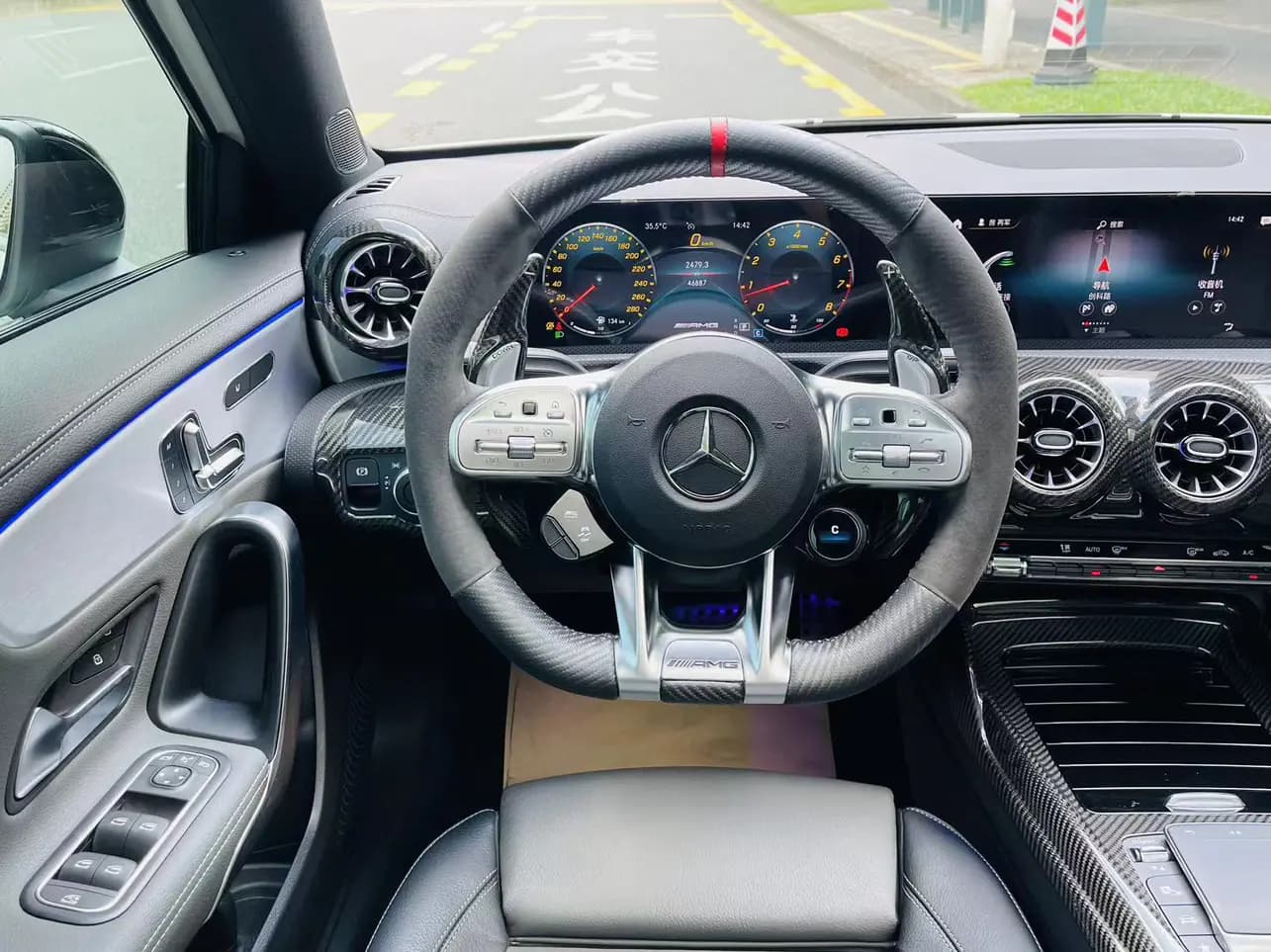 Mercedes-Benz A-Class AMG 2022 г. 40002 км. — фото 15