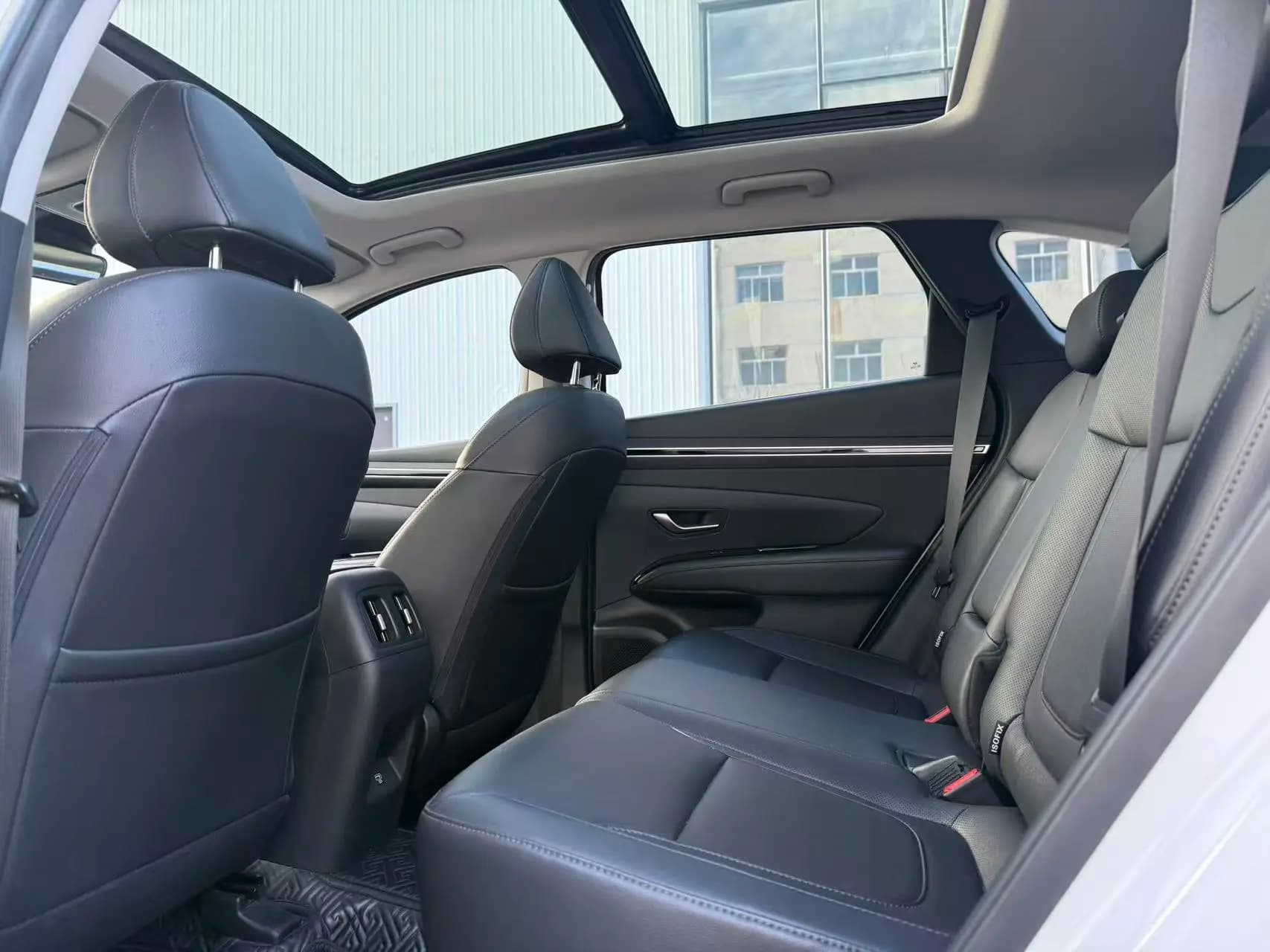 Hyundai Tucson L 2023 г. 16018 км. — фото 9
