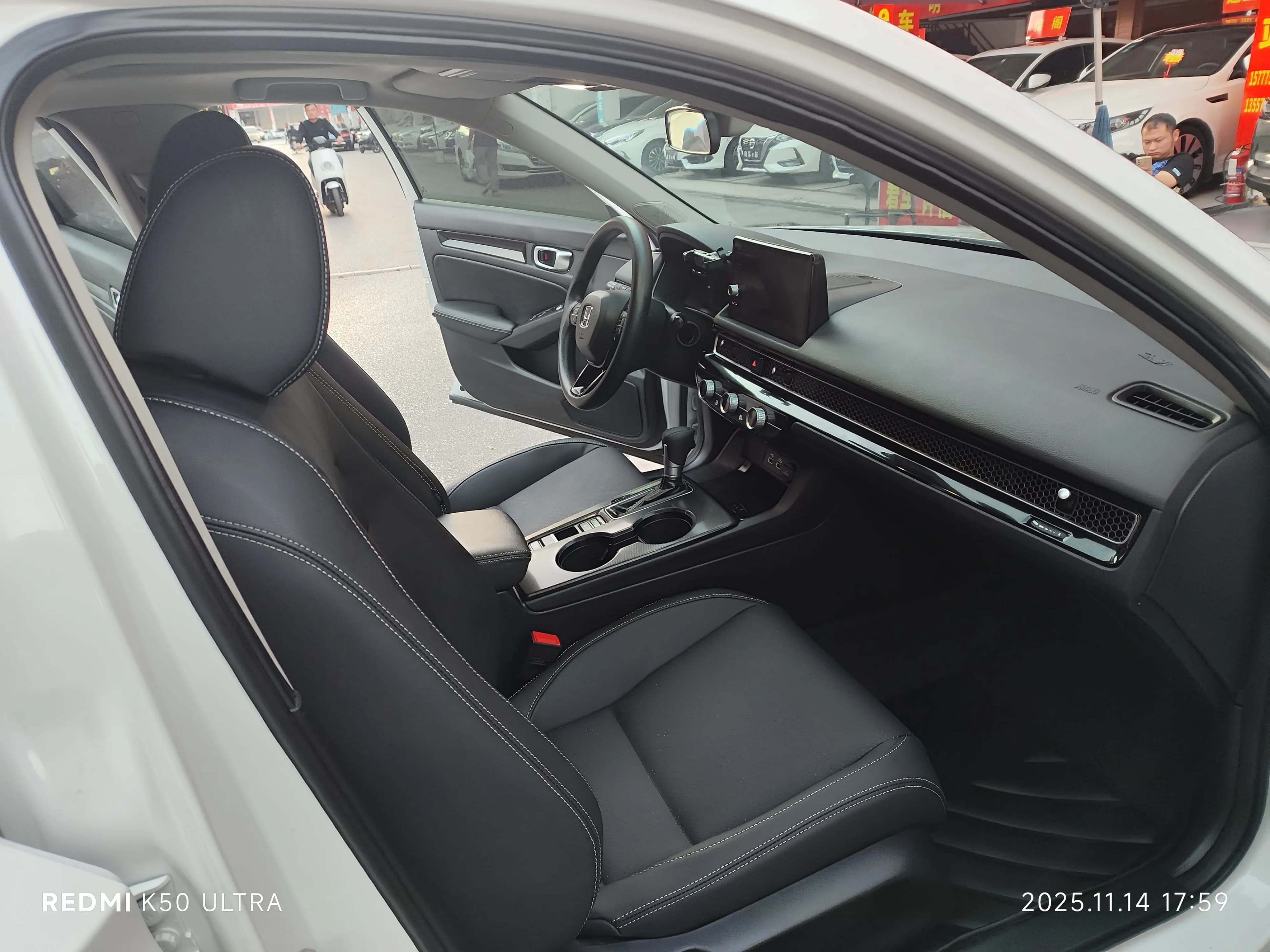 Honda Civic 2023 г. 22074 км. — фото 22