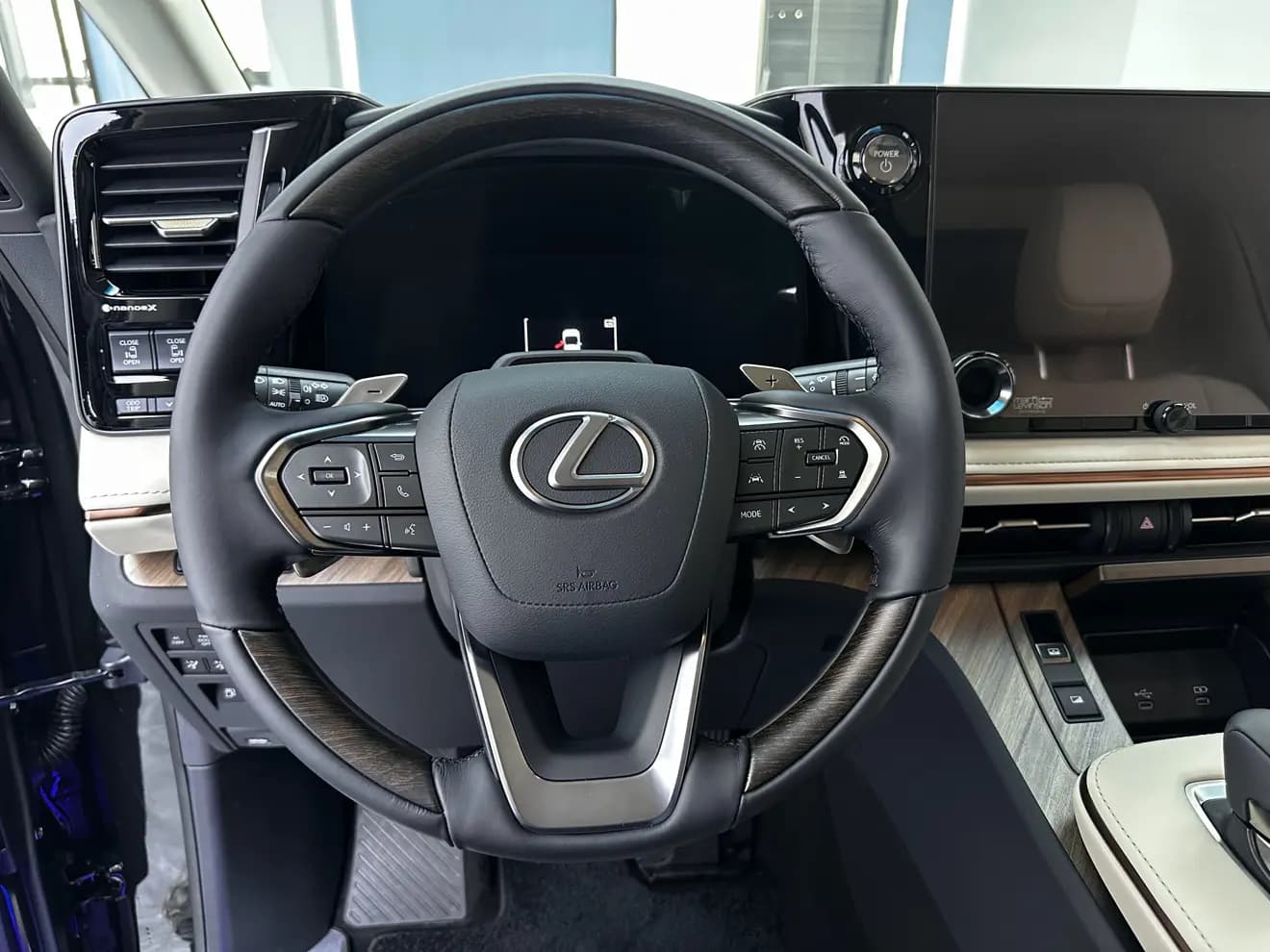 Lexus LM 2025 г. 6693 км. — фото 22