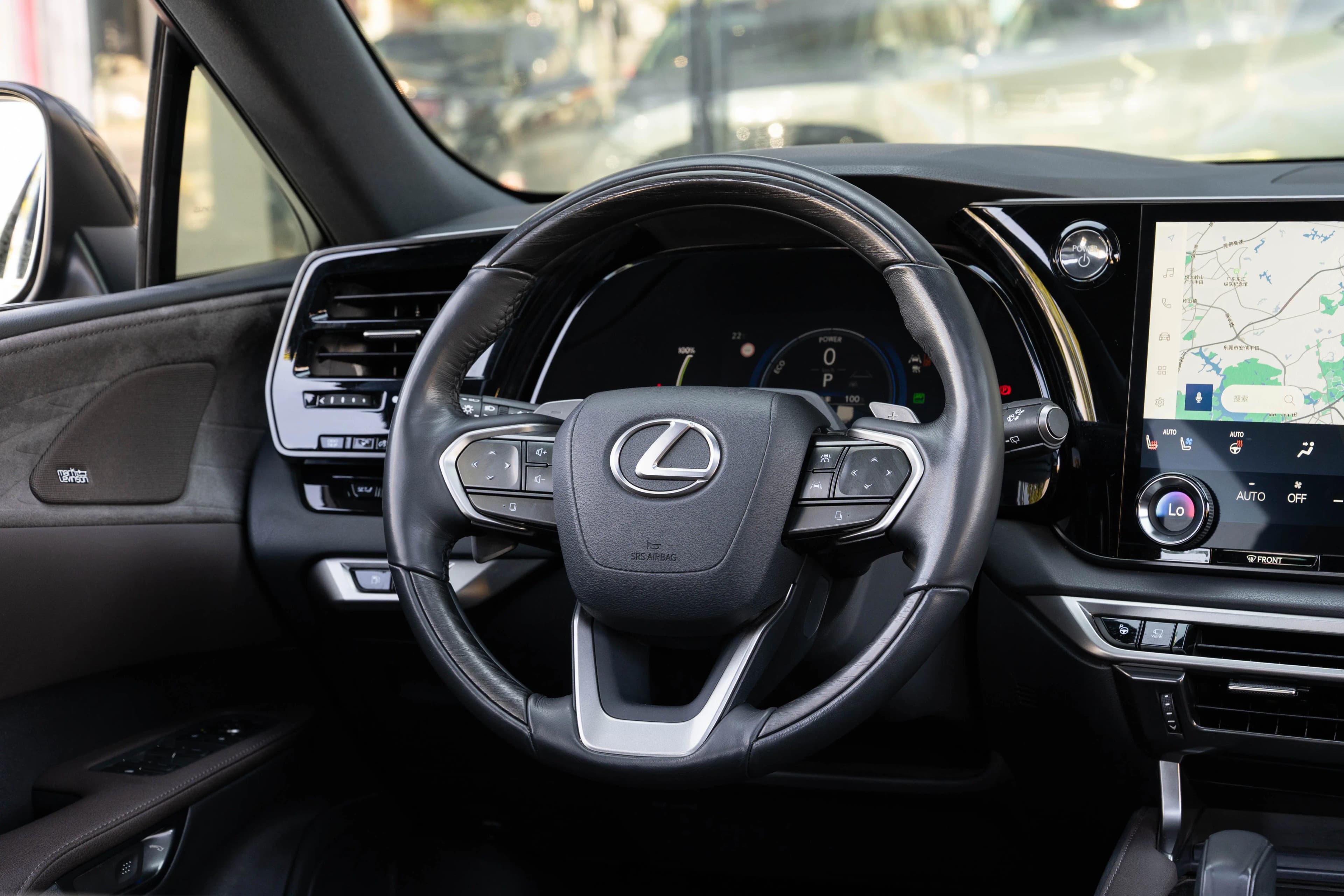 Lexus RX PHEV 2023 г. 34450 км. — фото 17