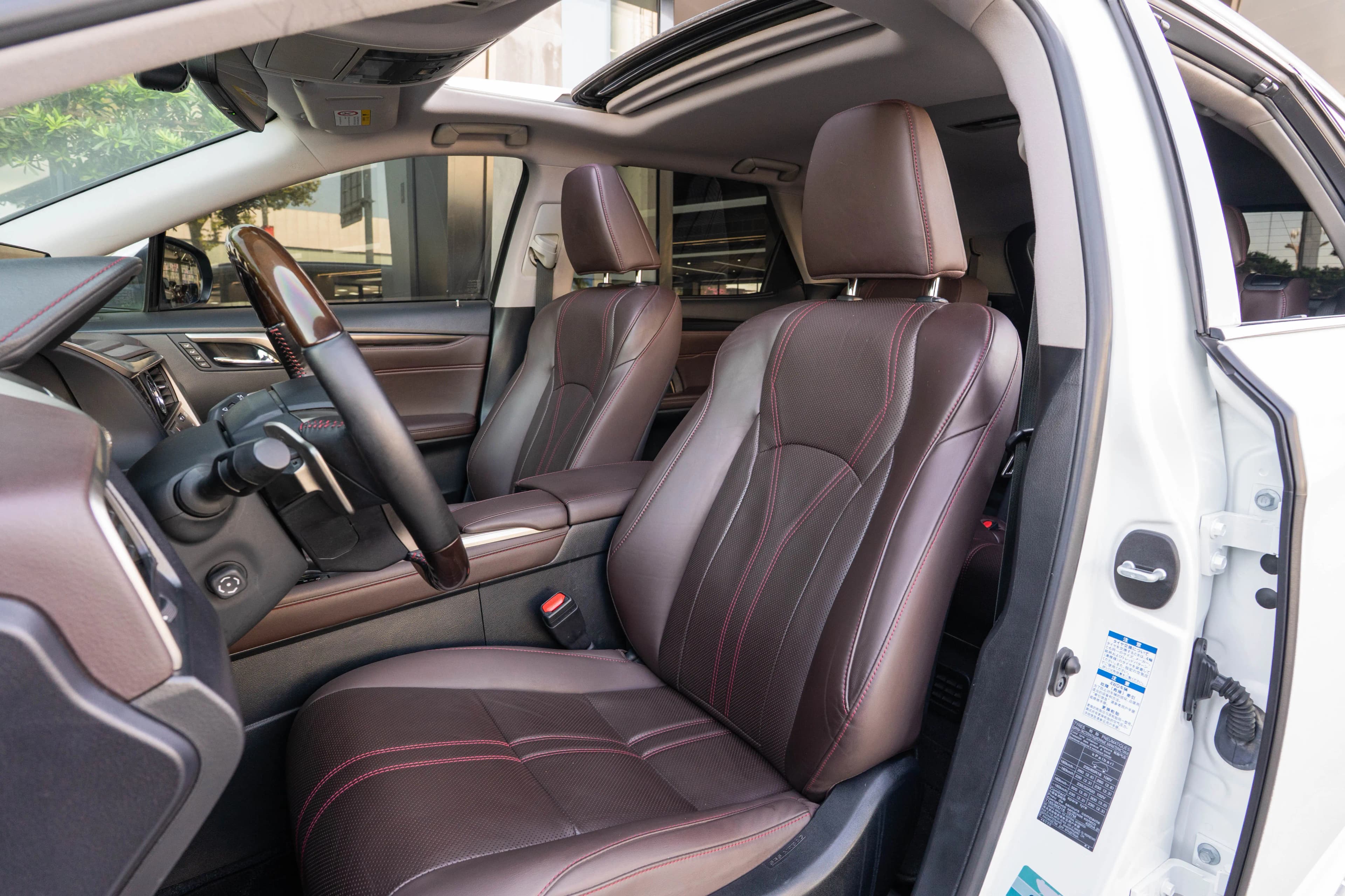 Lexus RX 2021 г. 136648 км. — фото 23