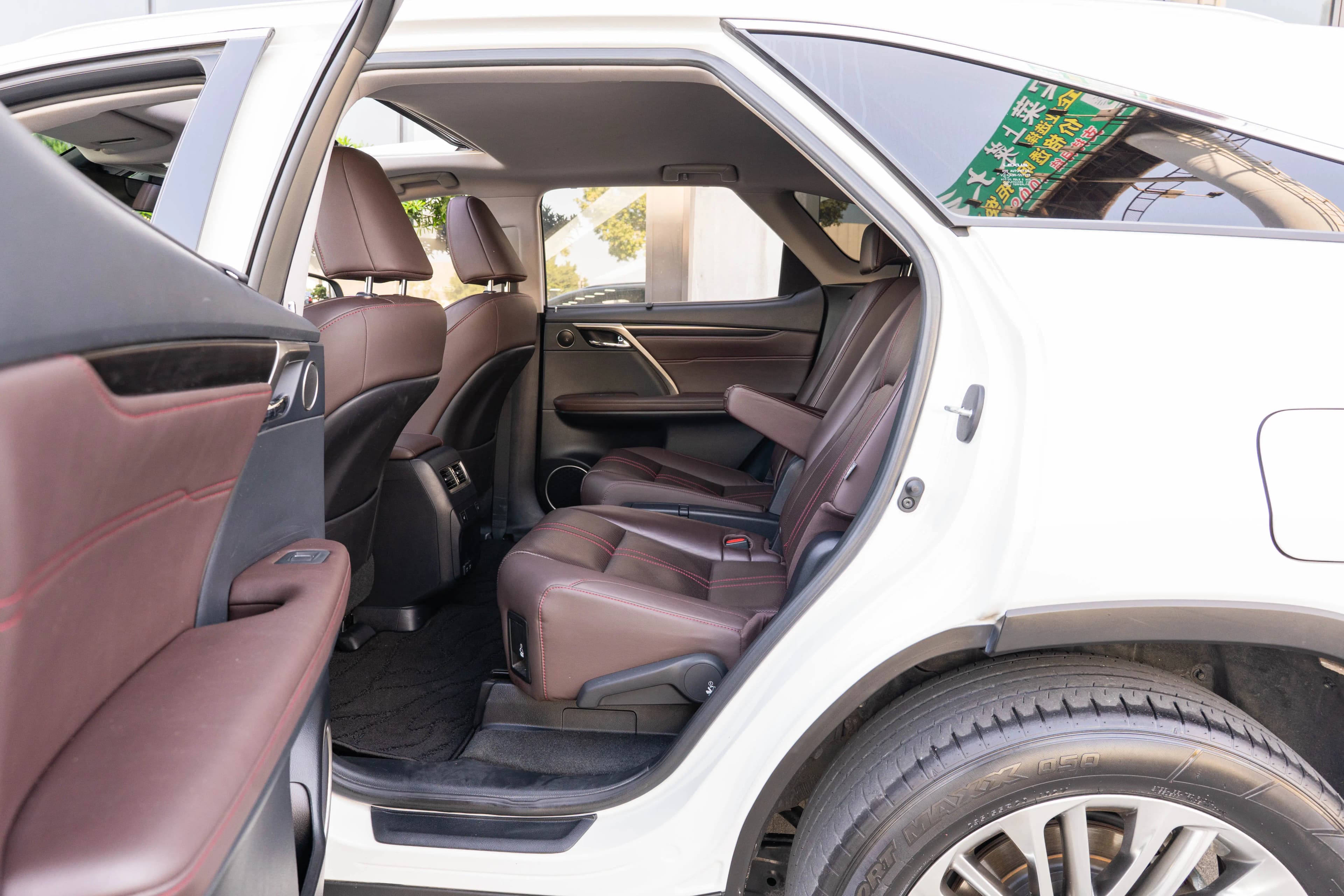 Lexus RX 2021 г. 136648 км. — фото 24