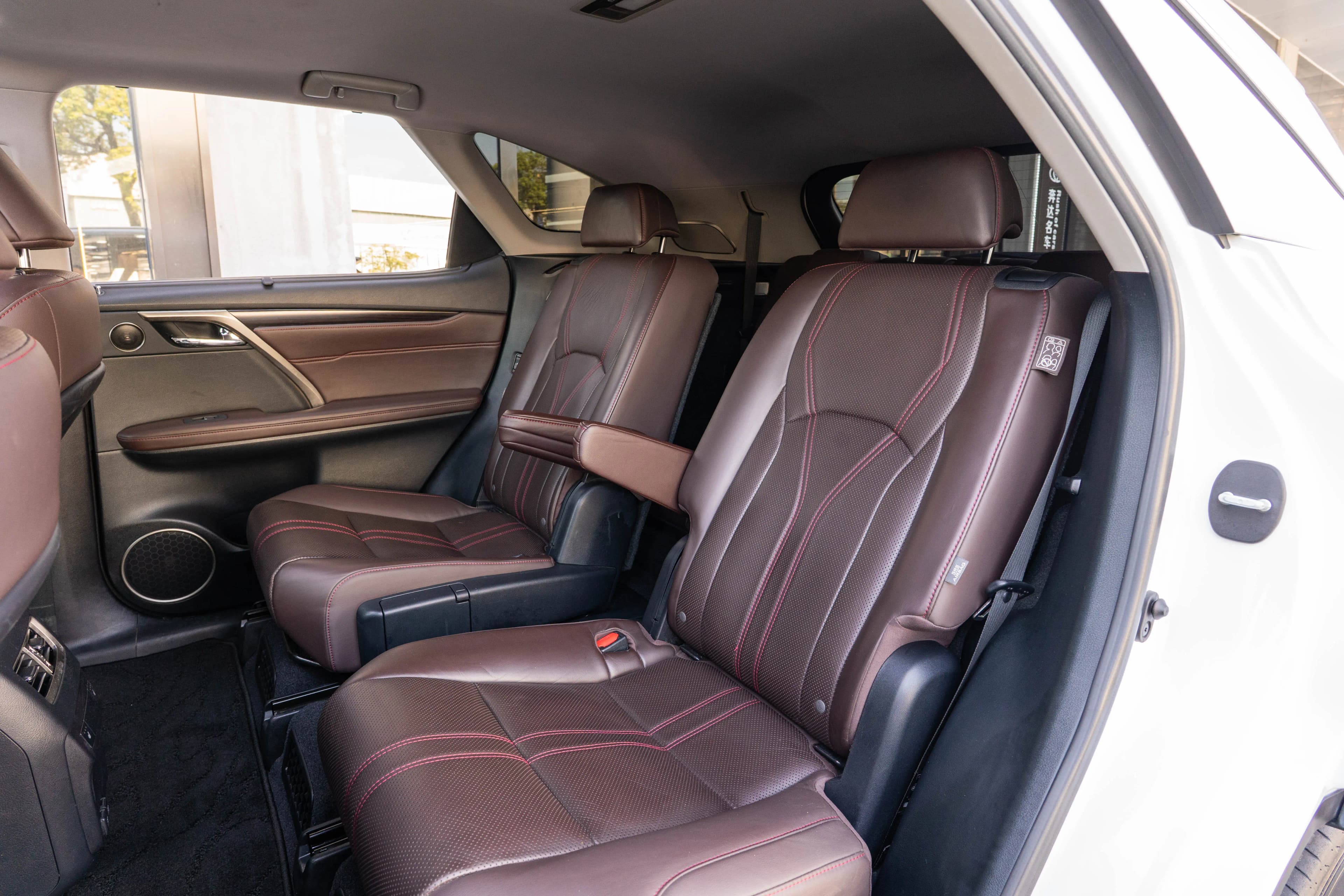 Lexus RX 2021 г. 136648 км. — фото 25