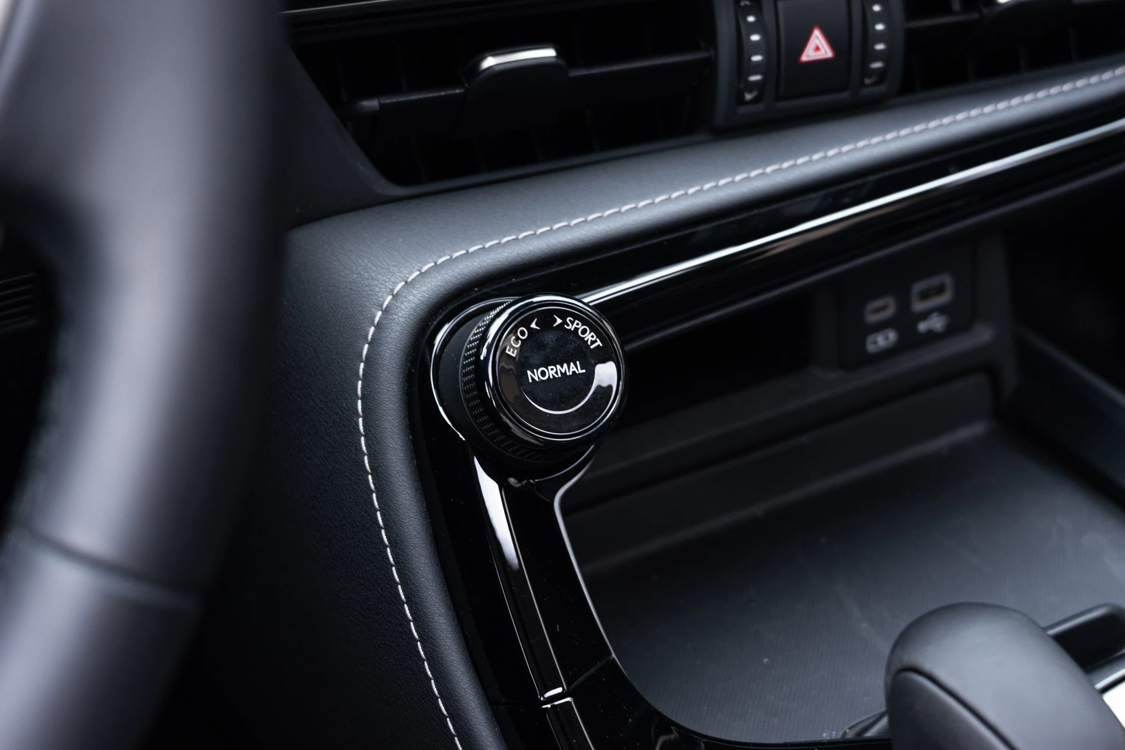Lexus NX 2022 г. 13807 км. — фото 10