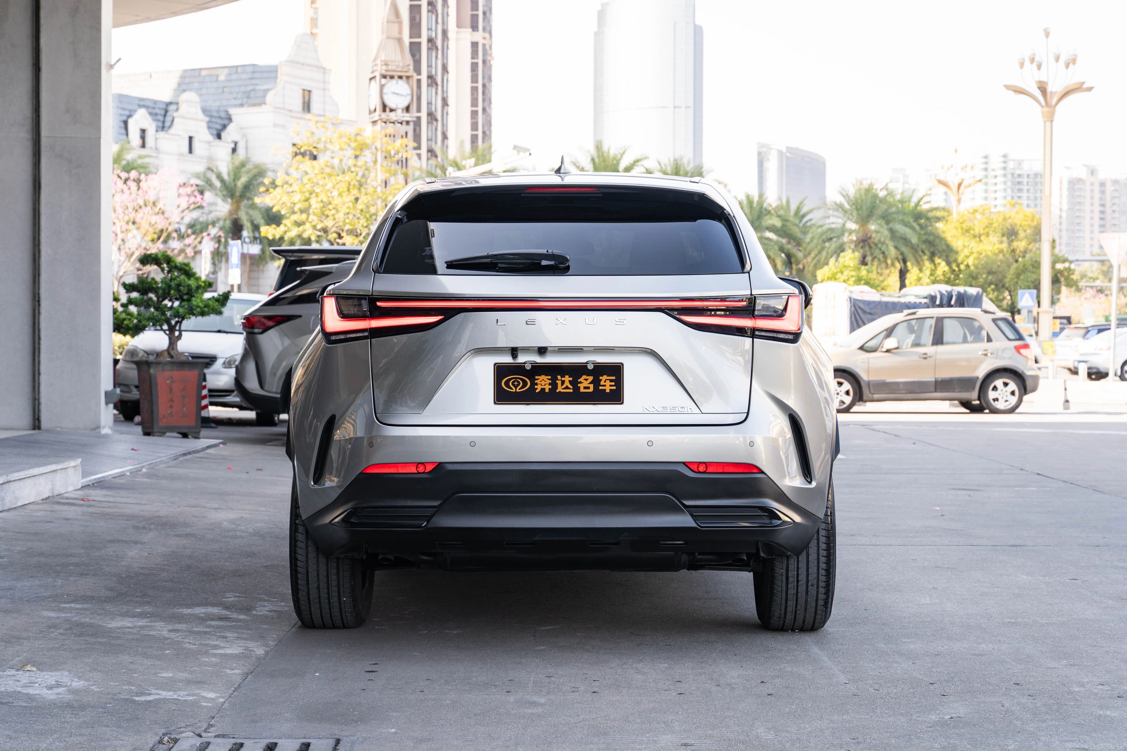 Lexus NX 2023 г. 28908 км. — фото 4