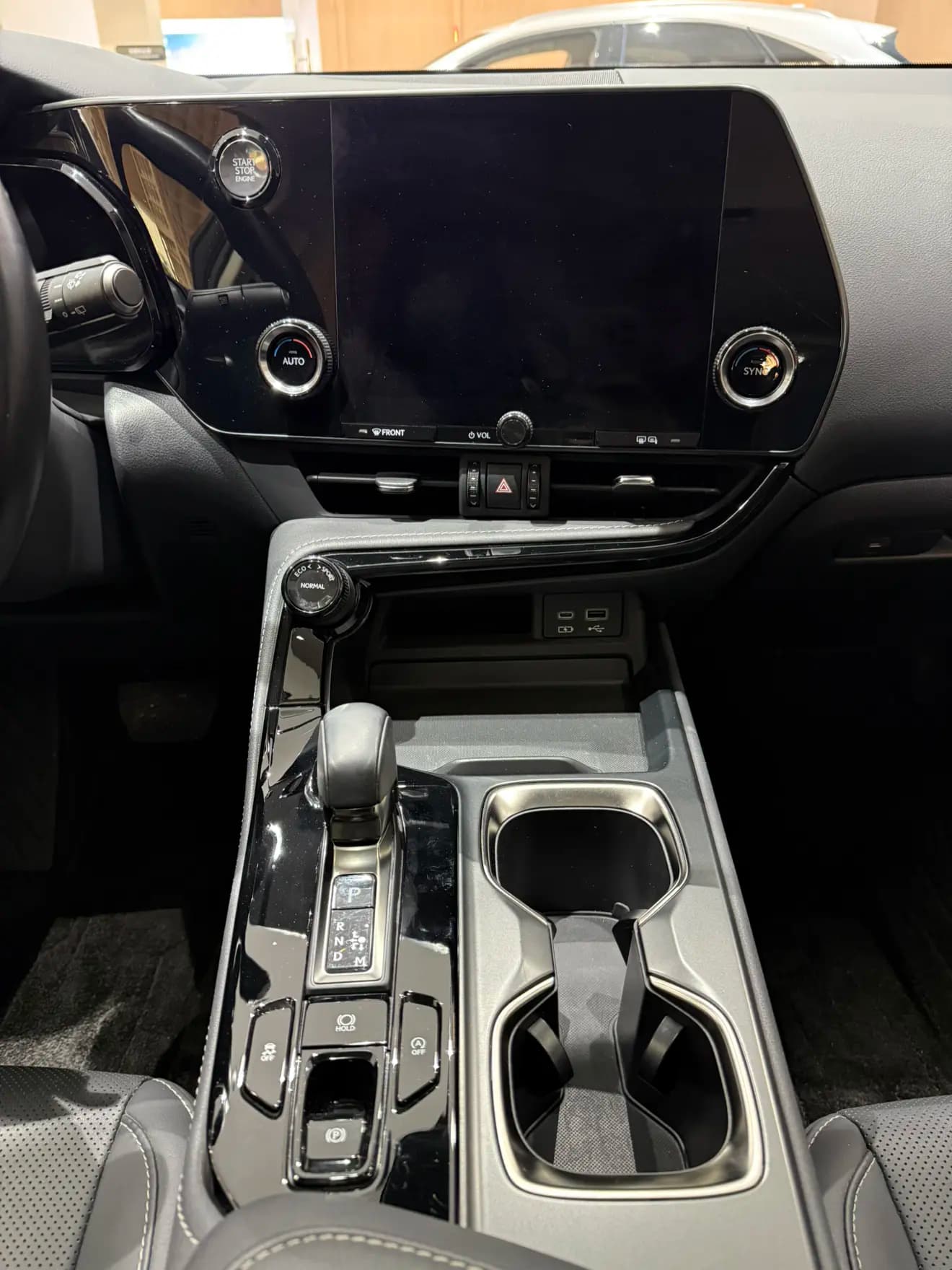 Lexus NX 2023 г. 39010 км. — фото 7