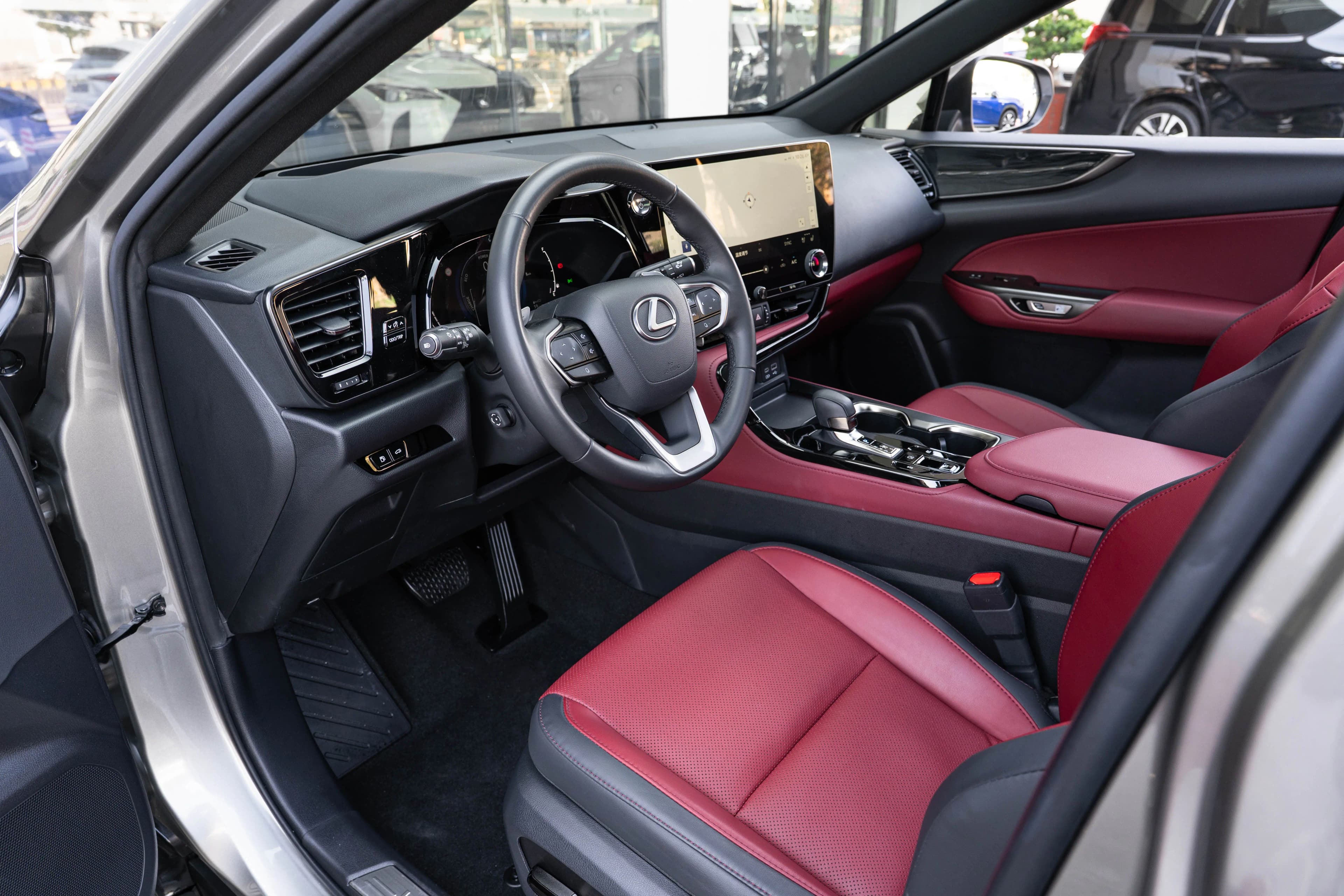 Lexus NX 2023 г. 24712 км. — фото 20