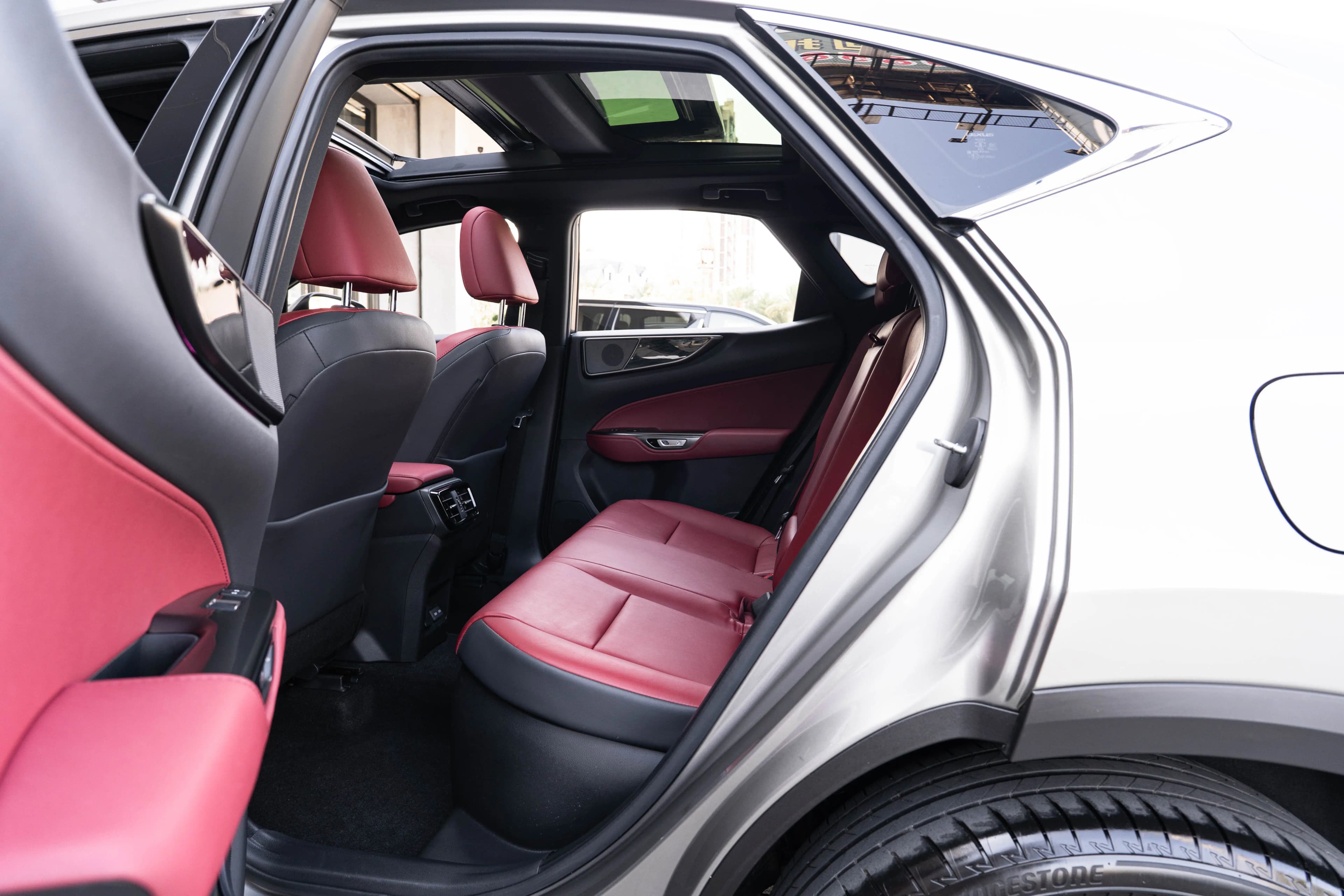 Lexus NX 2023 г. 24712 км. — фото 22