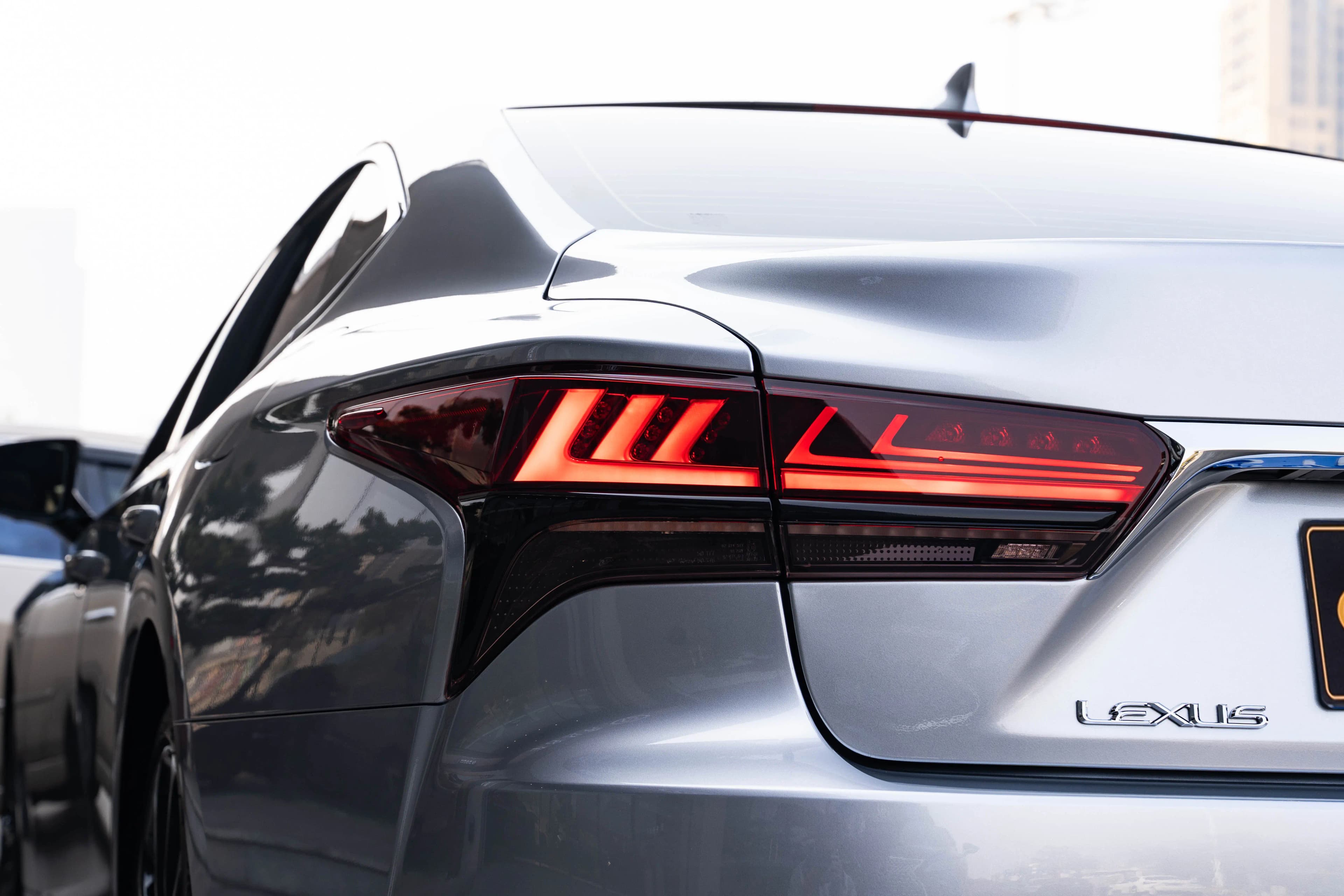 Lexus LS 2022 г. 27957 км. — фото 7