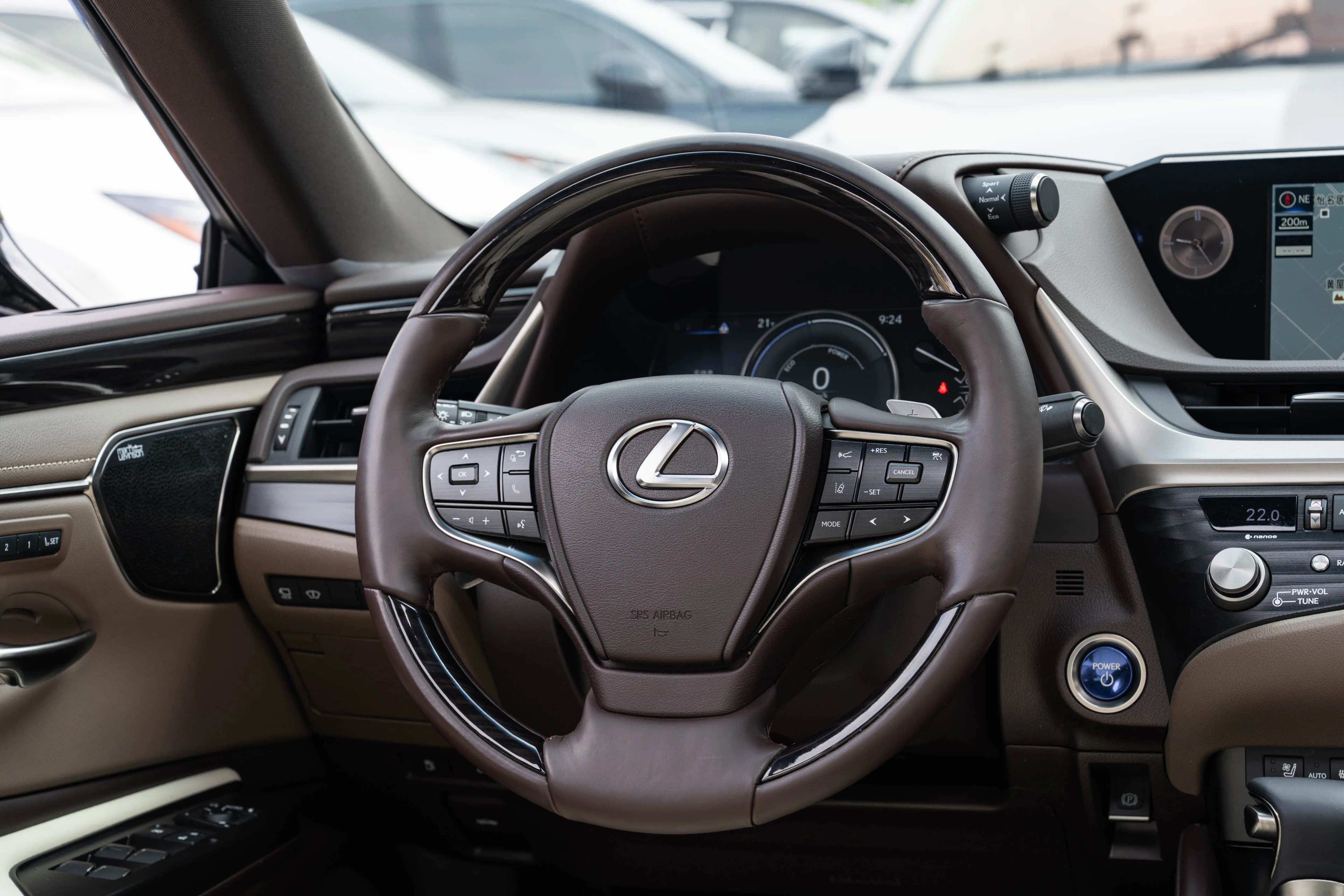 Lexus ES 2021 г. 45845 км. — фото 18