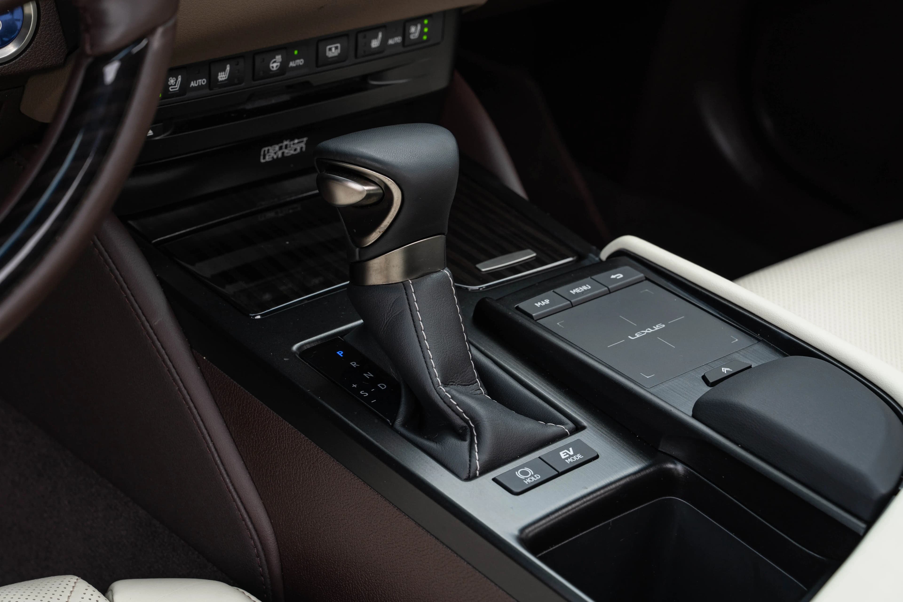 Lexus ES 2021 г. 45845 км. — фото 19