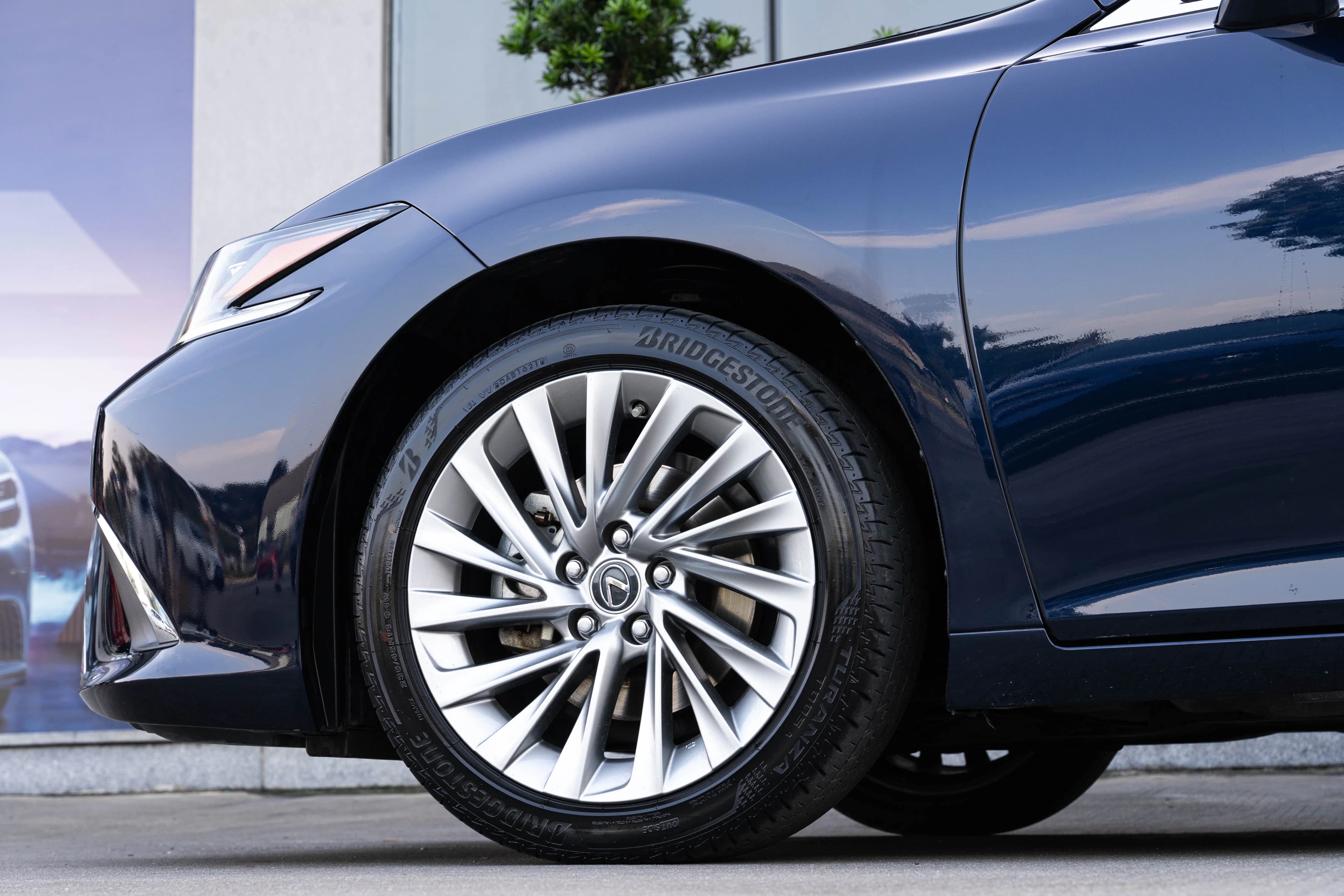 Lexus ES 2021 г. 45845 км. — фото 8