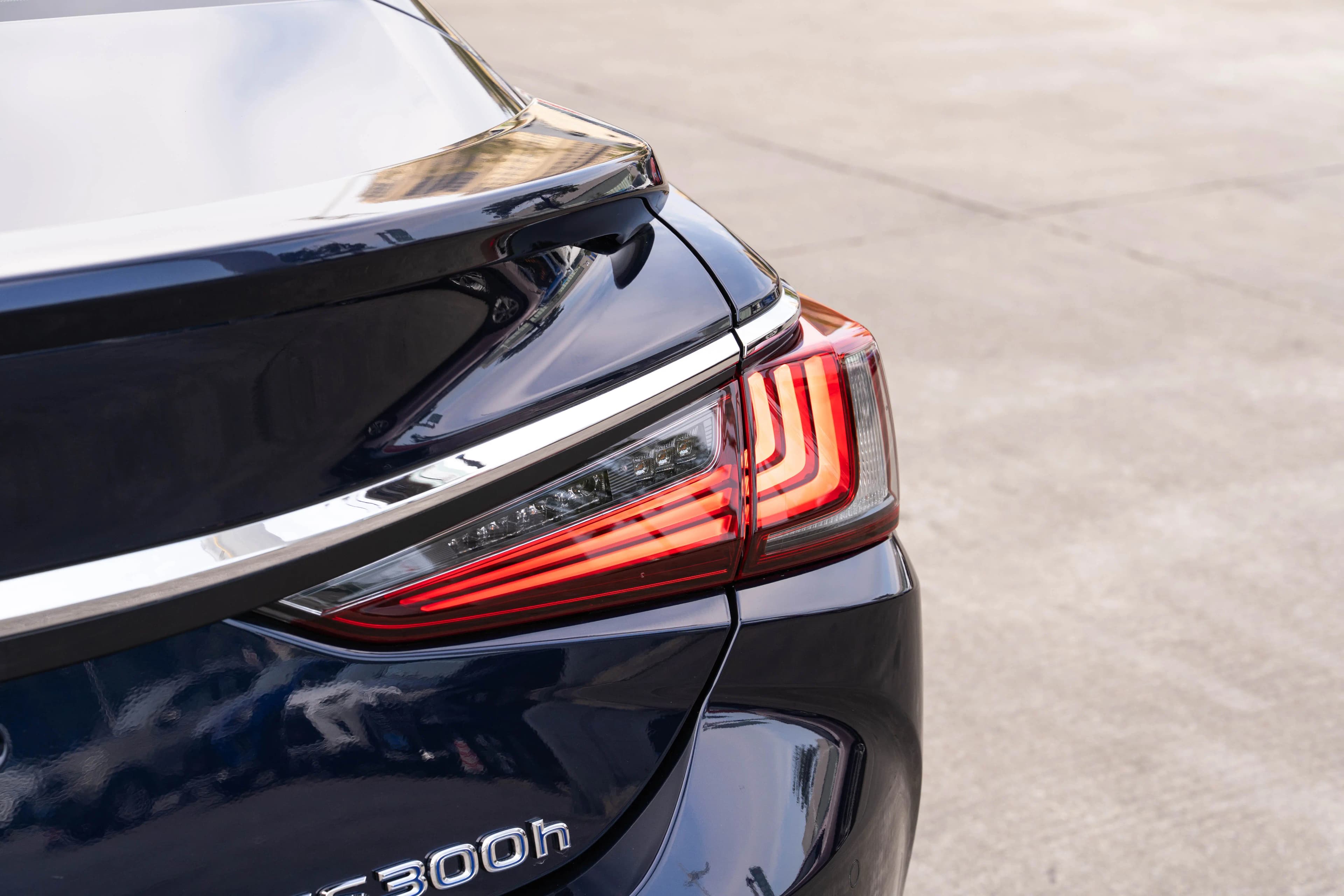 Lexus ES 2021 г. 45845 км. — фото 9