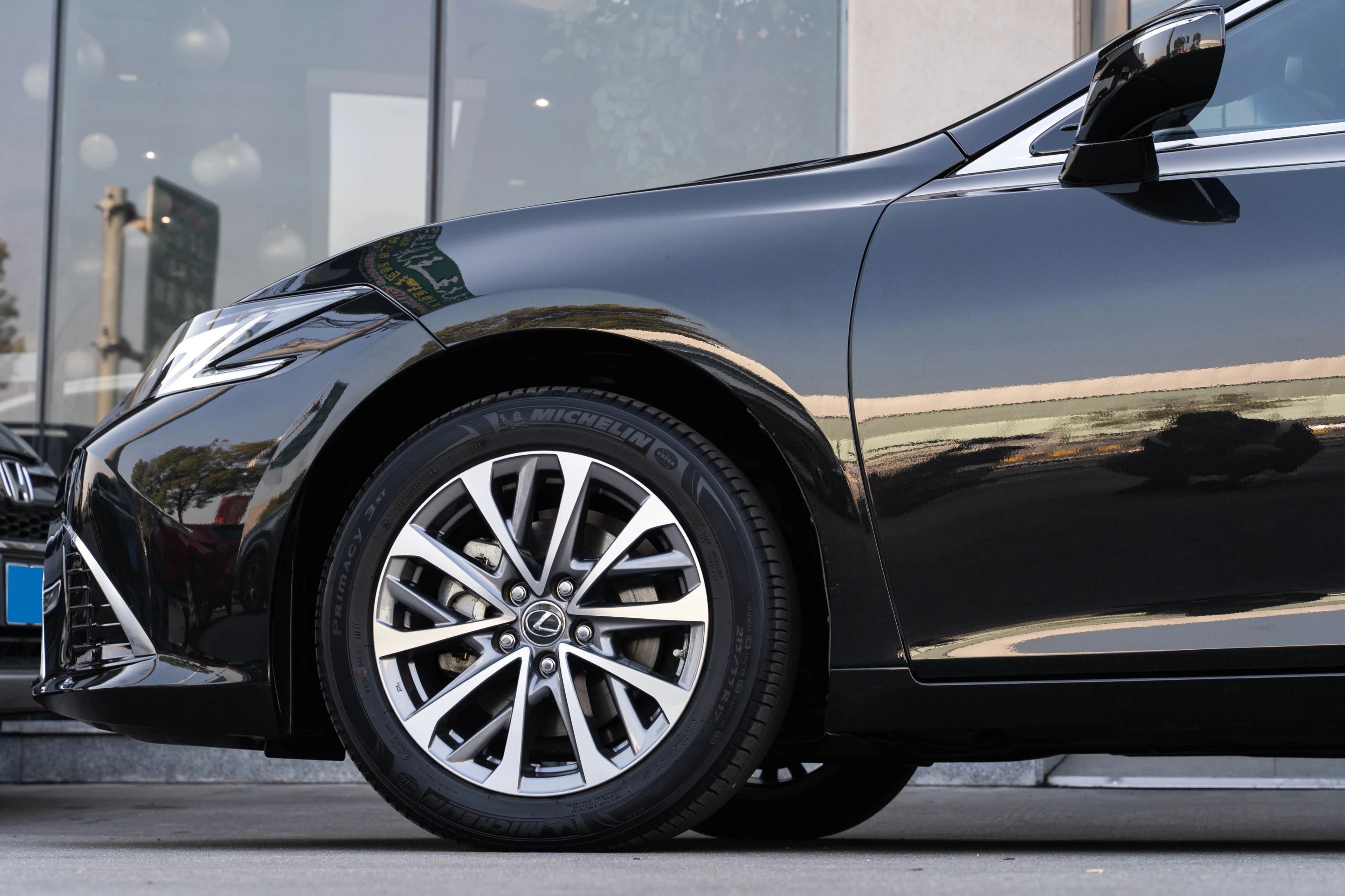 Lexus ES 2025 г. 2646 км. — фото 5