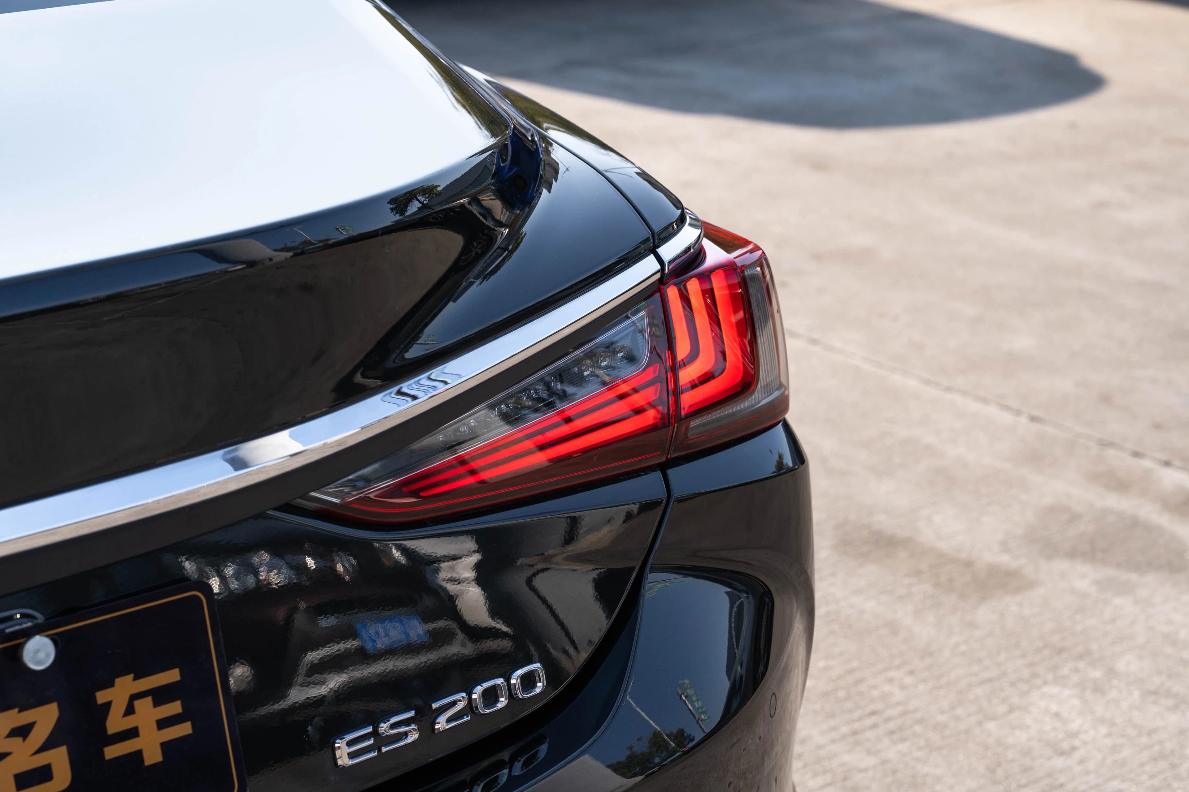 Lexus ES 2024 г. 16000 км. — фото 8