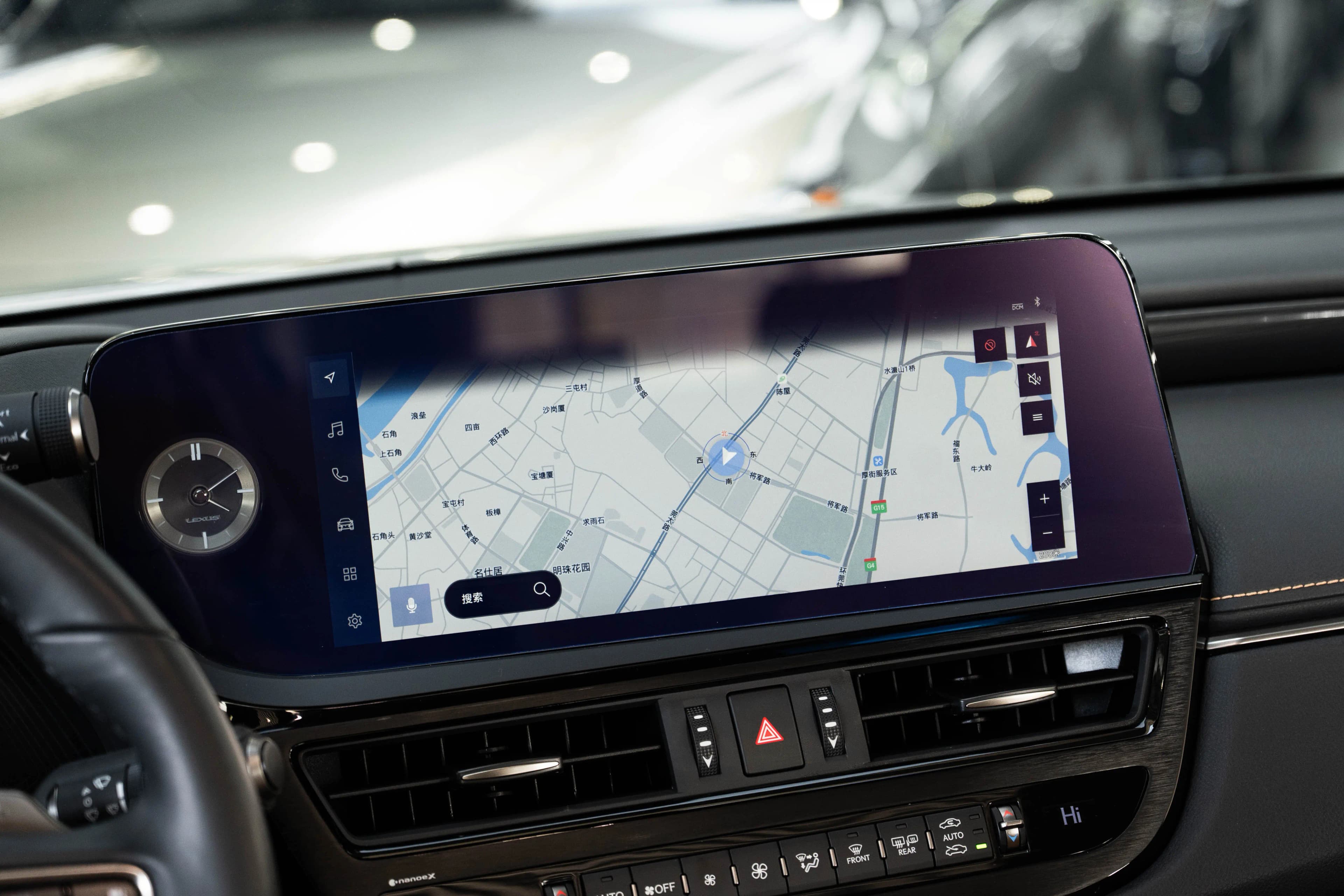 Lexus ES 2023 г. 25200 км. — фото 10