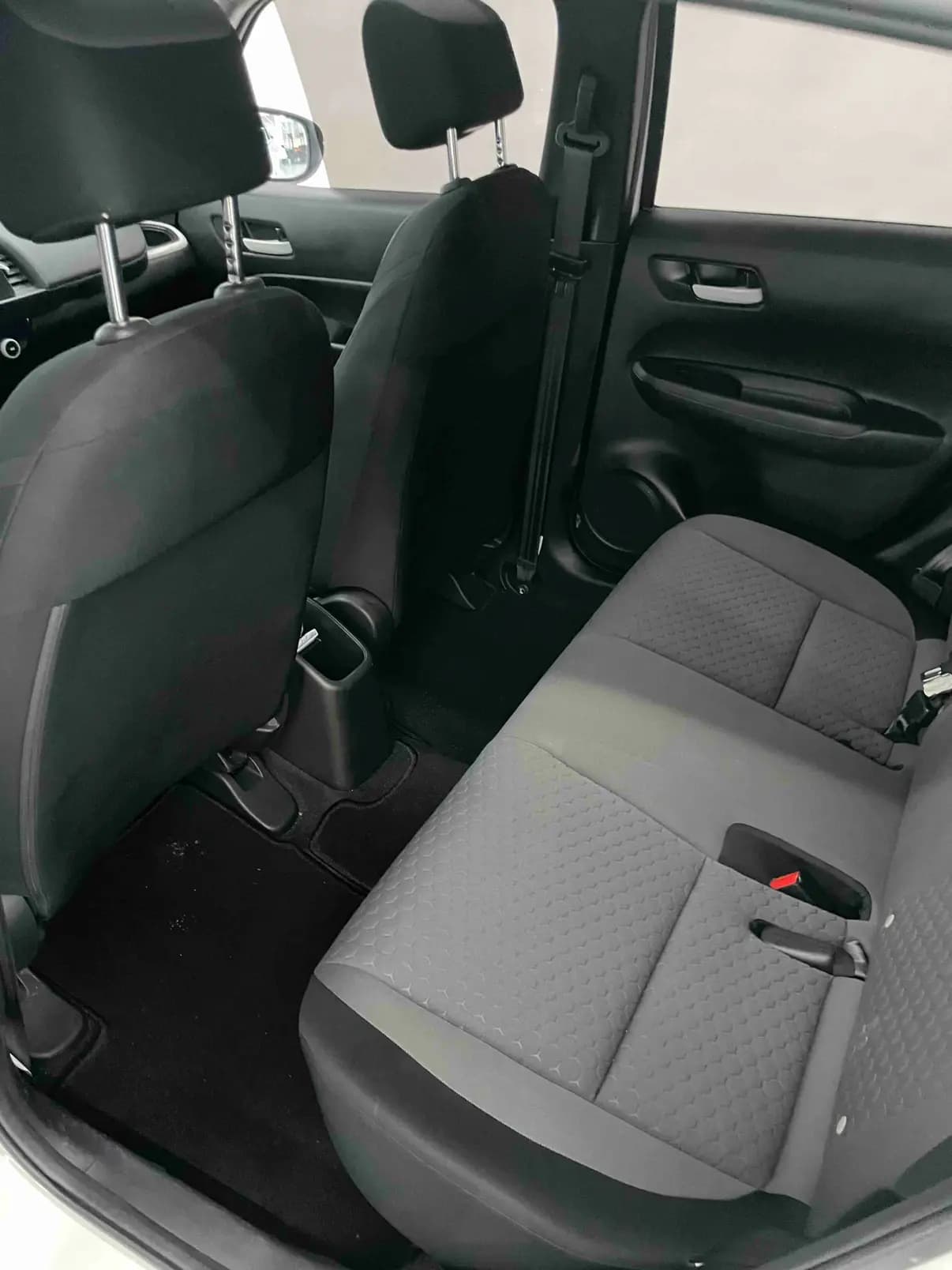 Honda Fit 2023 г. 21091 км. — фото 24