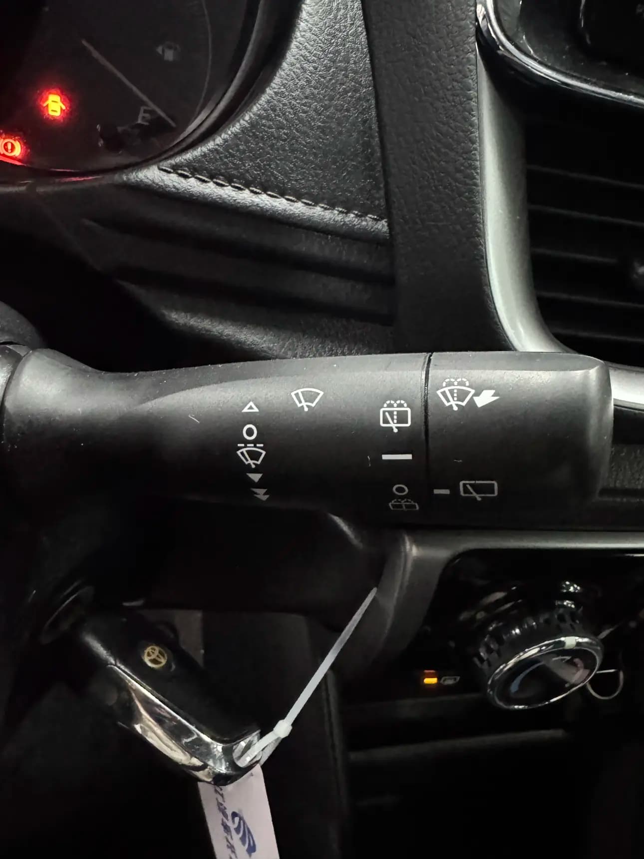 Toyota Yaris L 2021 г. 32017 км. — фото 14