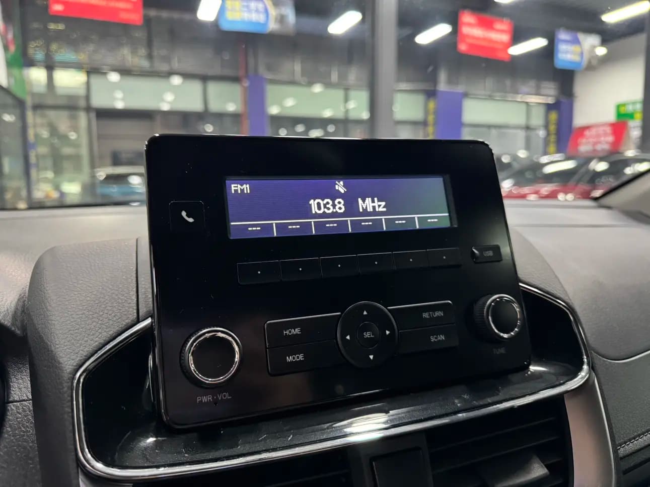 Toyota Yaris L 2021 г. 32017 км. — фото 15