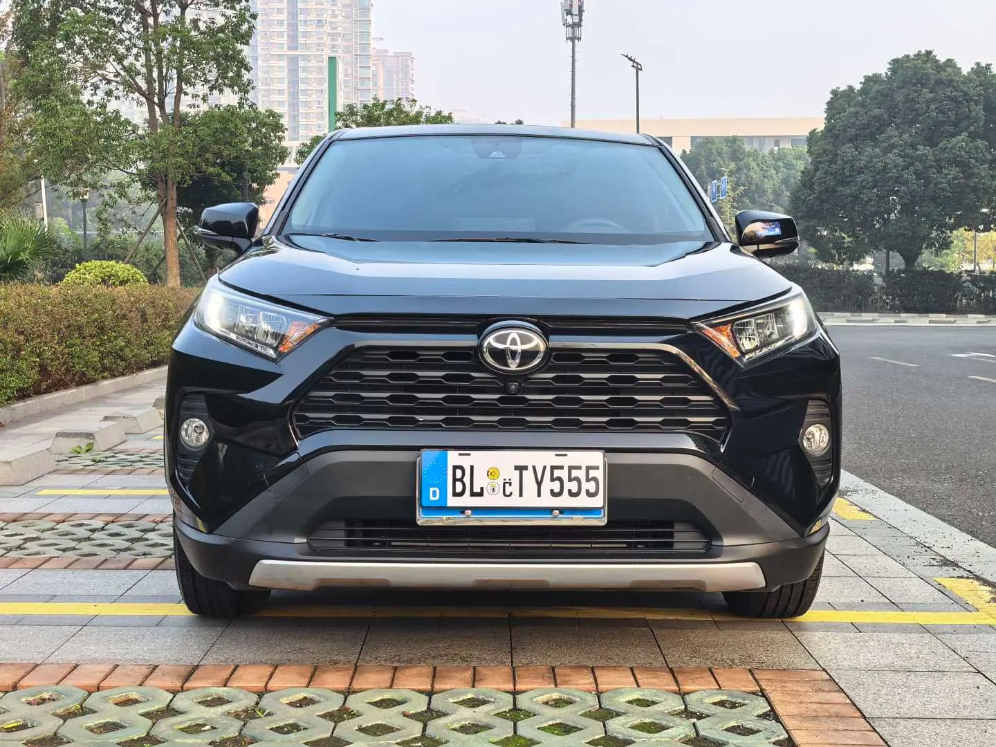 Toyota RAV4 2021 г. 58106 км. — фото 2