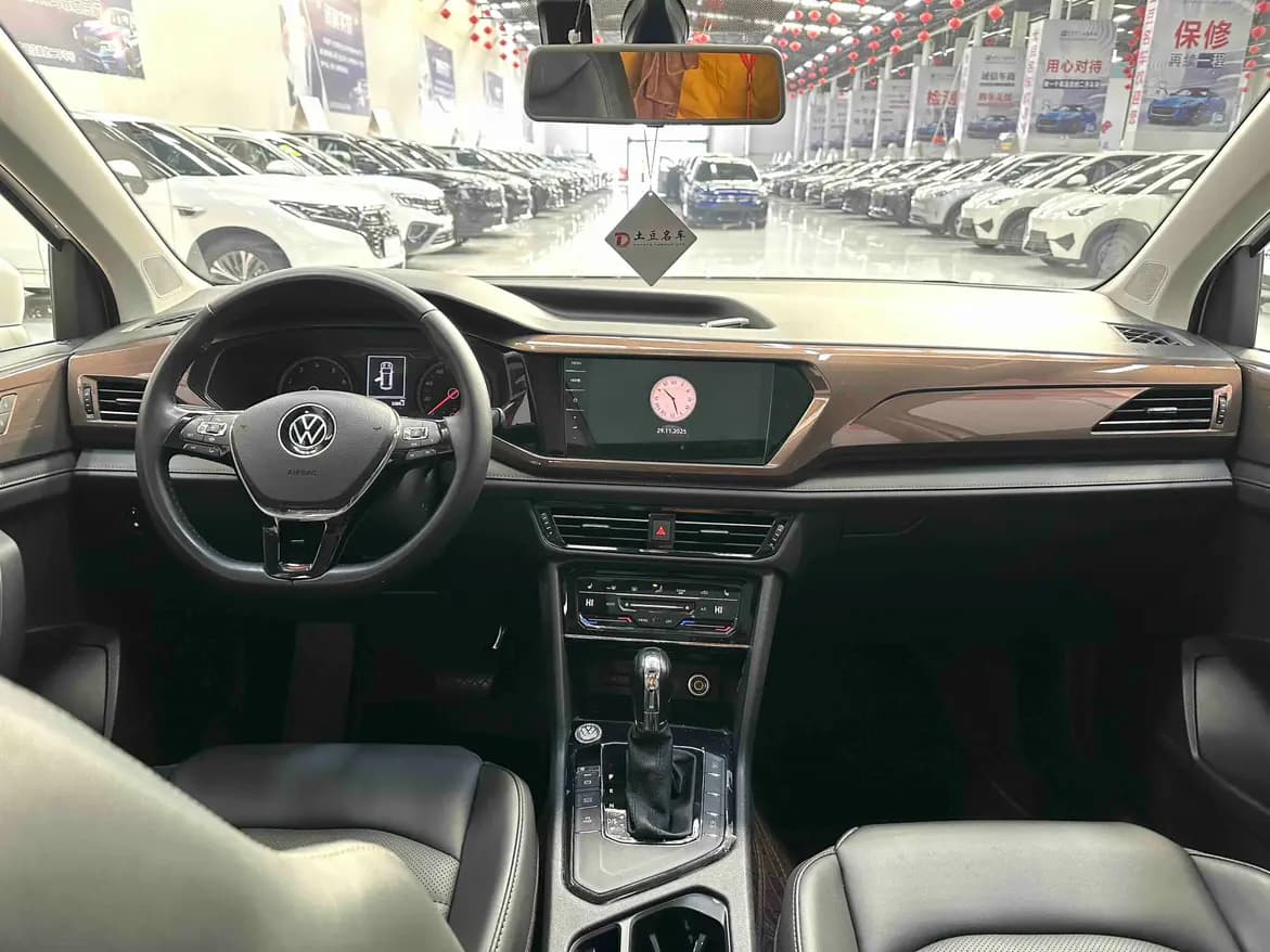 Volkswagen Tharu 2022 г. 49145 км. — фото 12