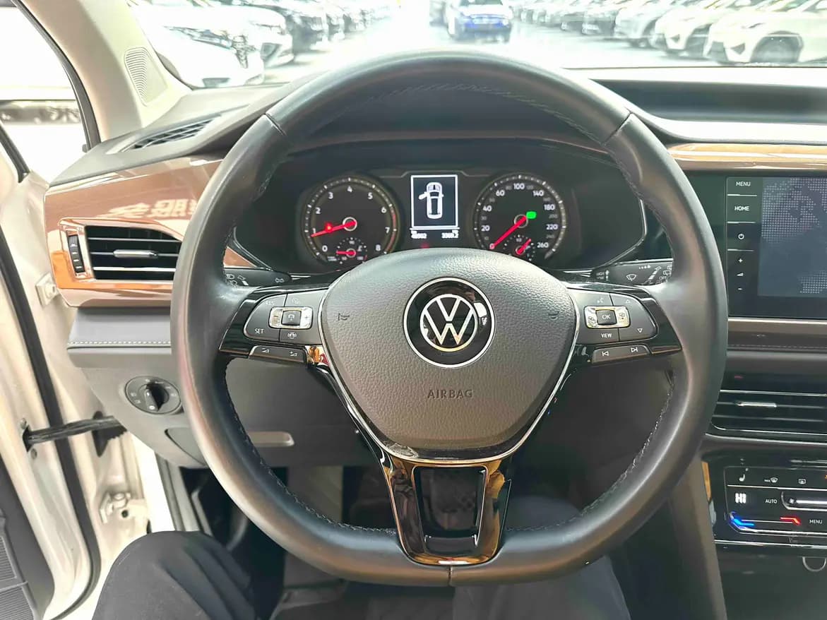 Volkswagen Tharu 2022 г. 49145 км. — фото 14