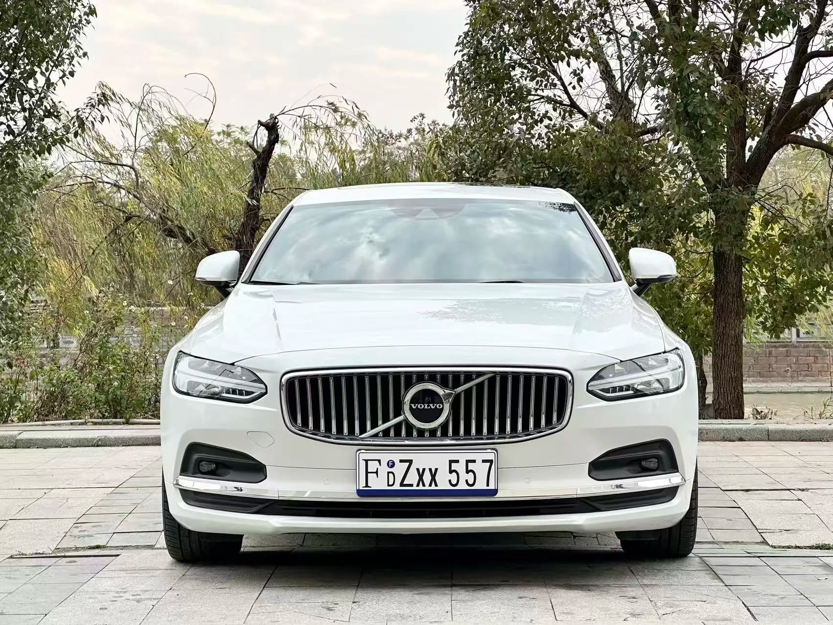 Volvo S90 2021 г. 94921 км. — фото 2