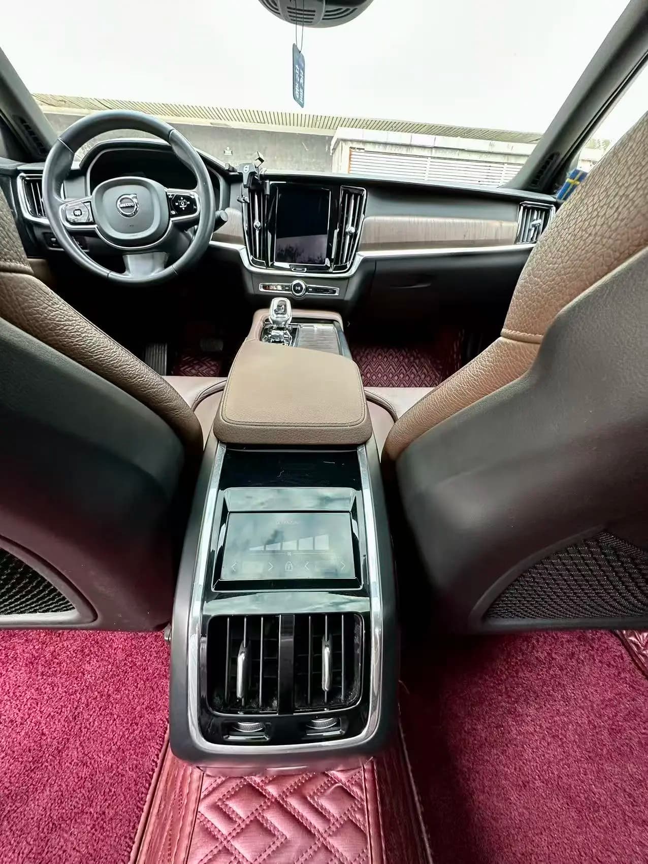 Volvo S90 2021 г. 94921 км. — фото 8