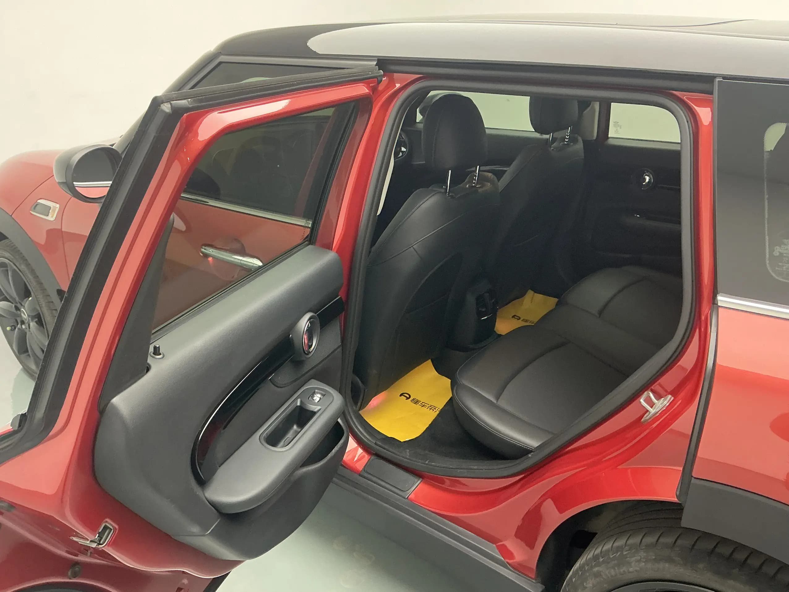 MINI CLUBMAN 2021 г. 37618 км. — фото 18