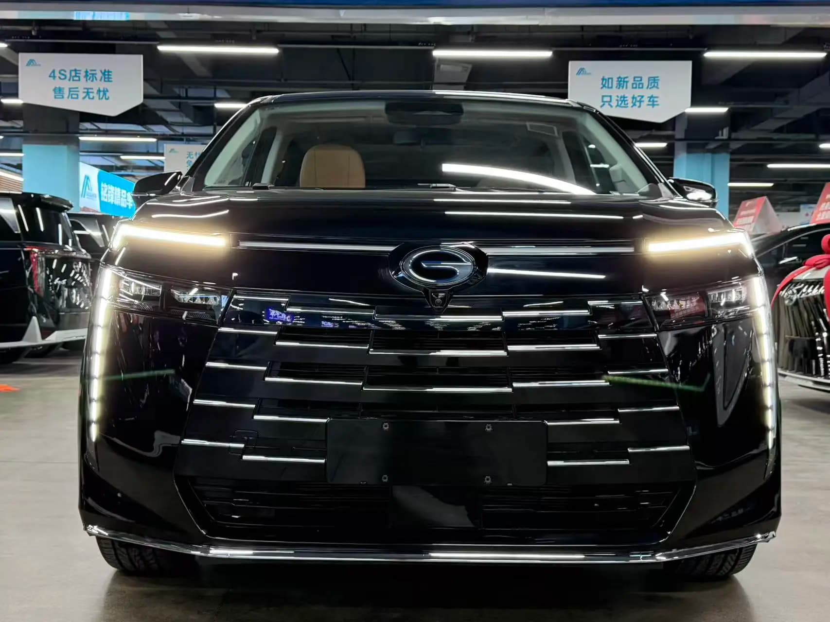 GAC Trumpchi E8 PHEV 2025 г. 922 км. — фото 2
