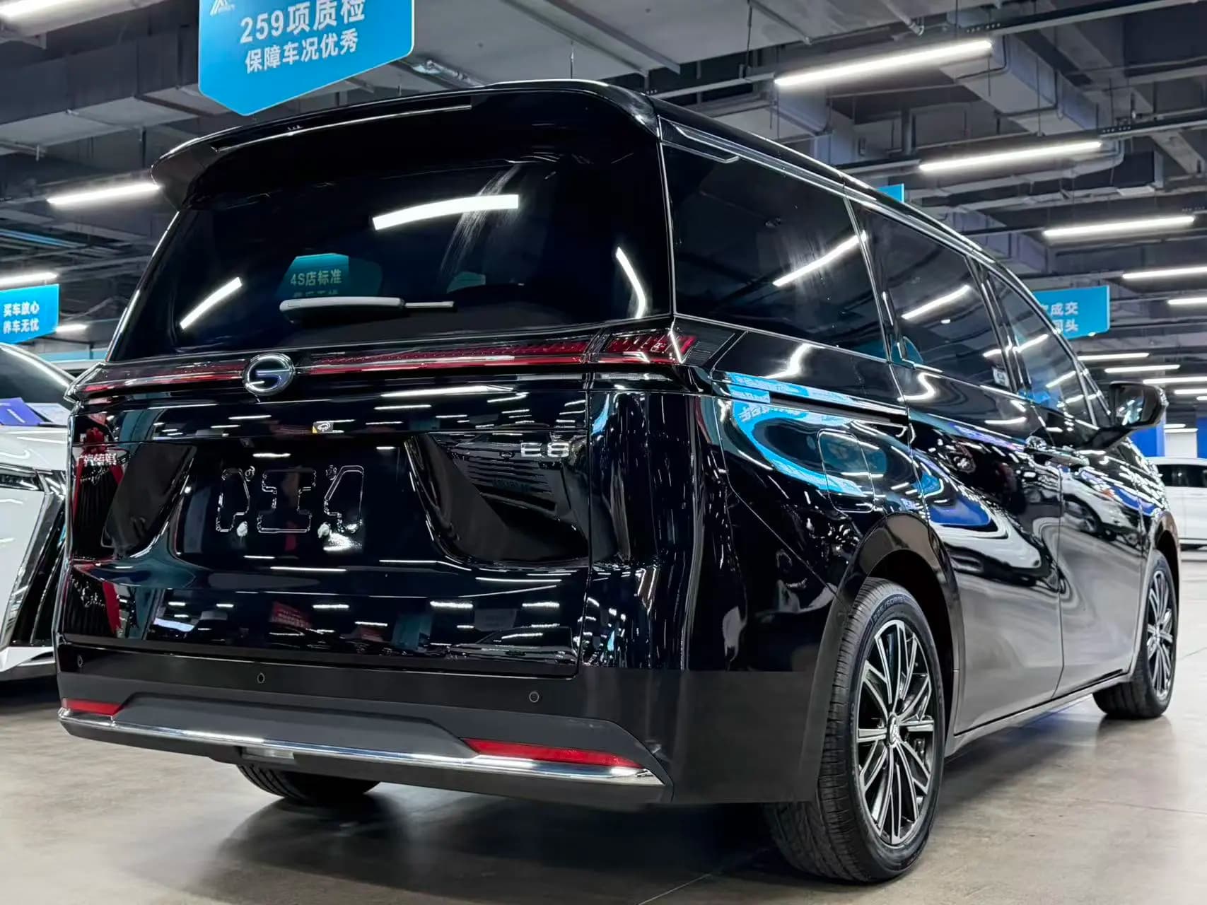 GAC Trumpchi E8 PHEV 2025 г. 922 км. — фото 6