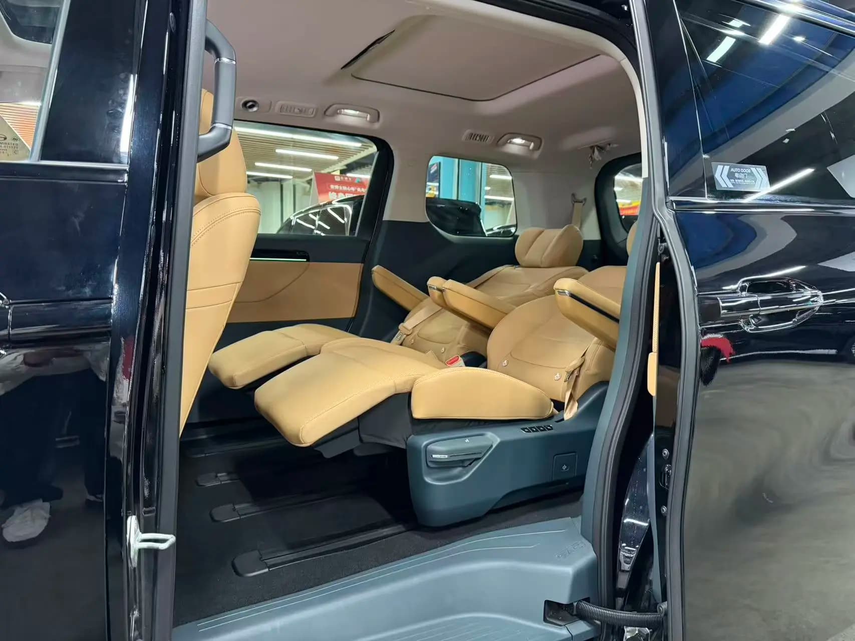 GAC Trumpchi E8 PHEV 2025 г. 922 км. — фото 9