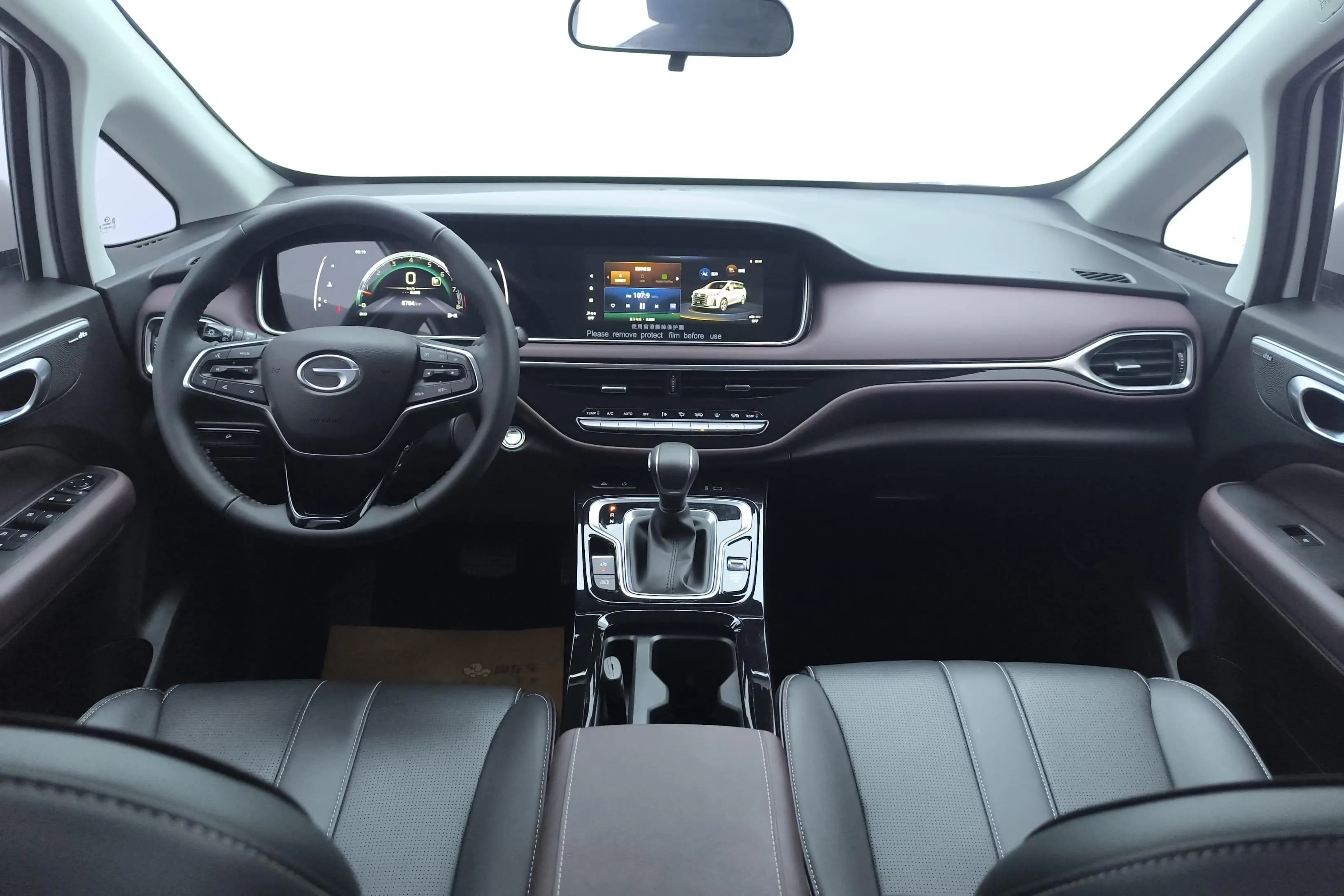 GAC Trumpchi M6 2025 г. 8943 км. — фото 13