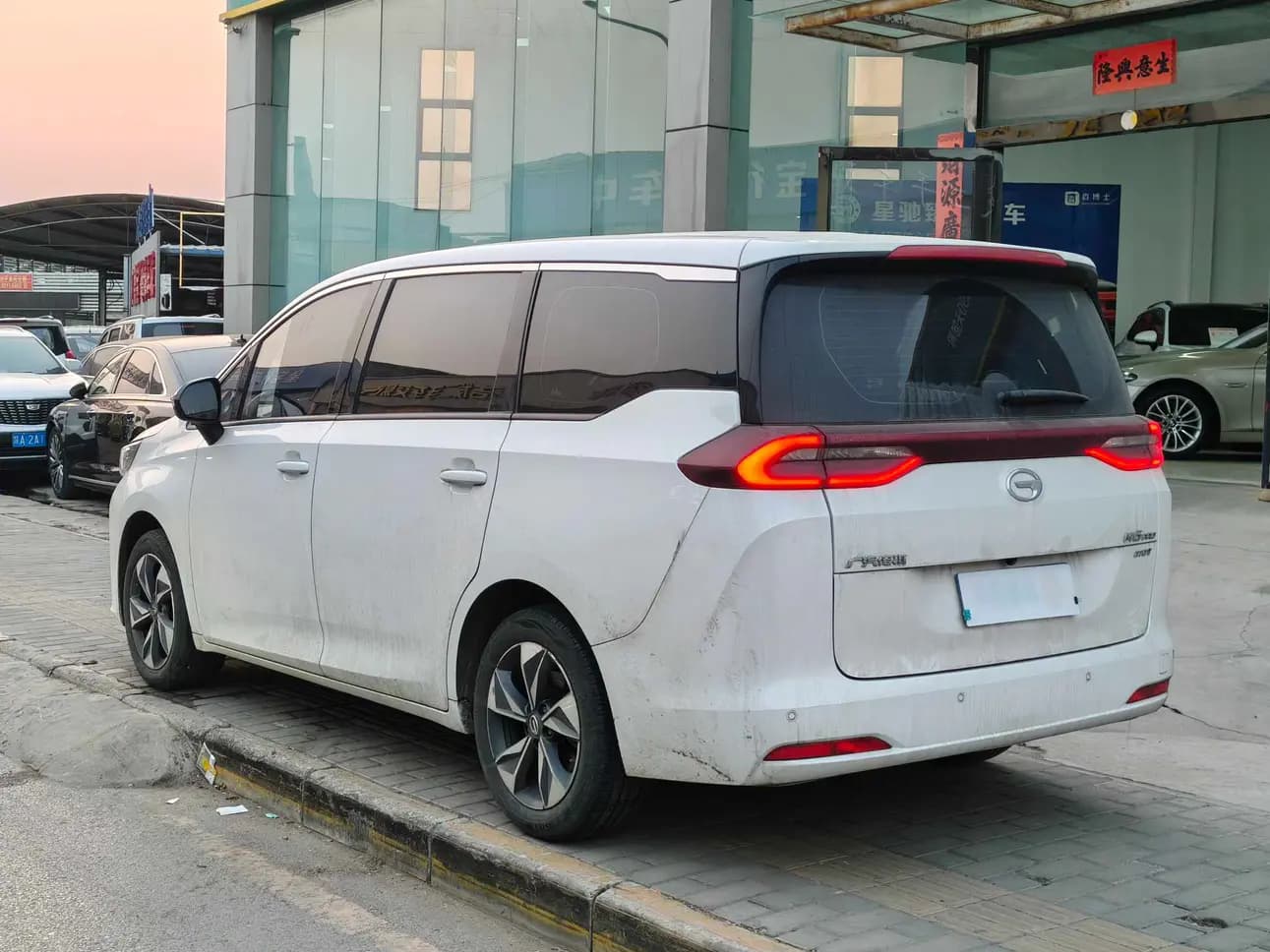 GAC Trumpchi M6 2023 г. 61145 км. — фото 4