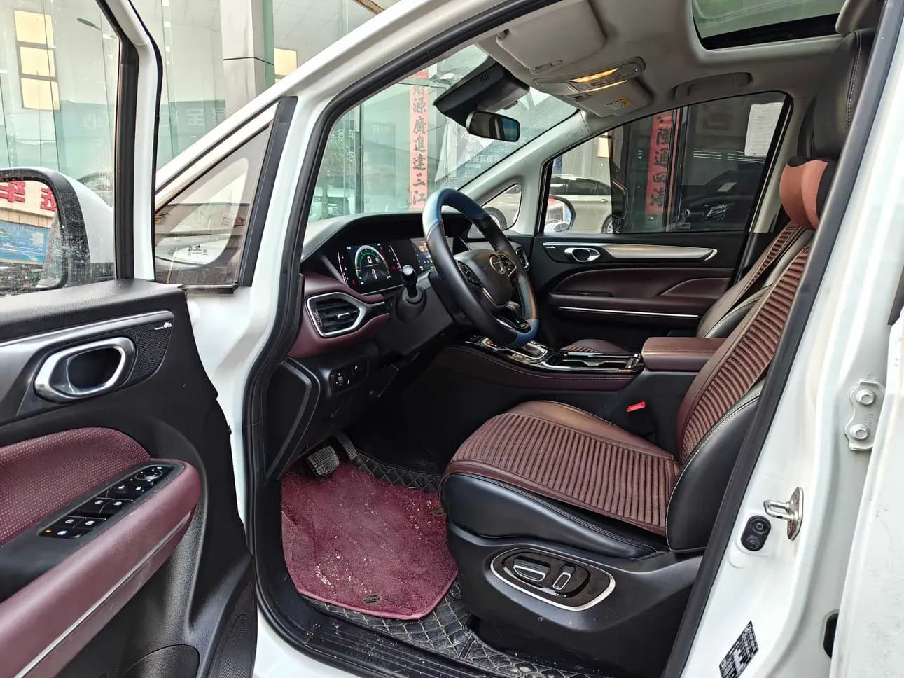 GAC Trumpchi M6 2023 г. 61145 км. — фото 8