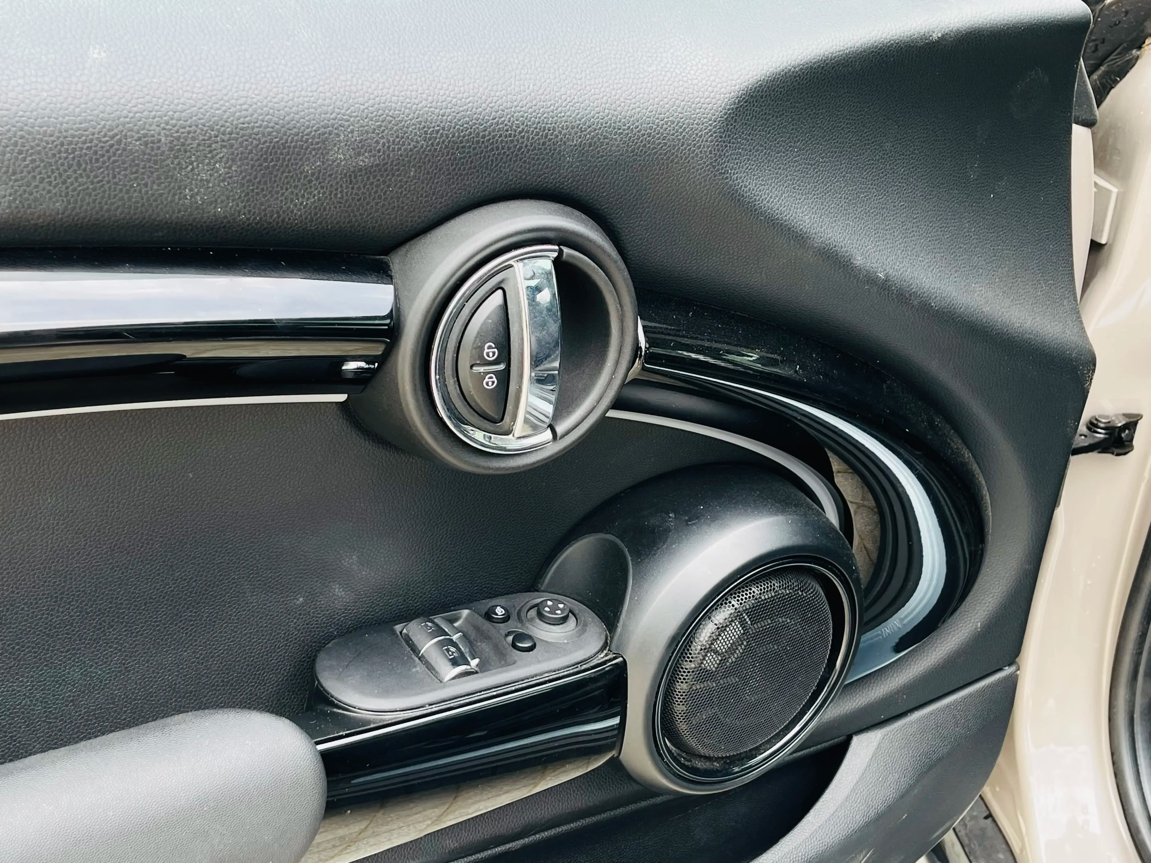MINI  2024 г. 18000 км. — фото 9
